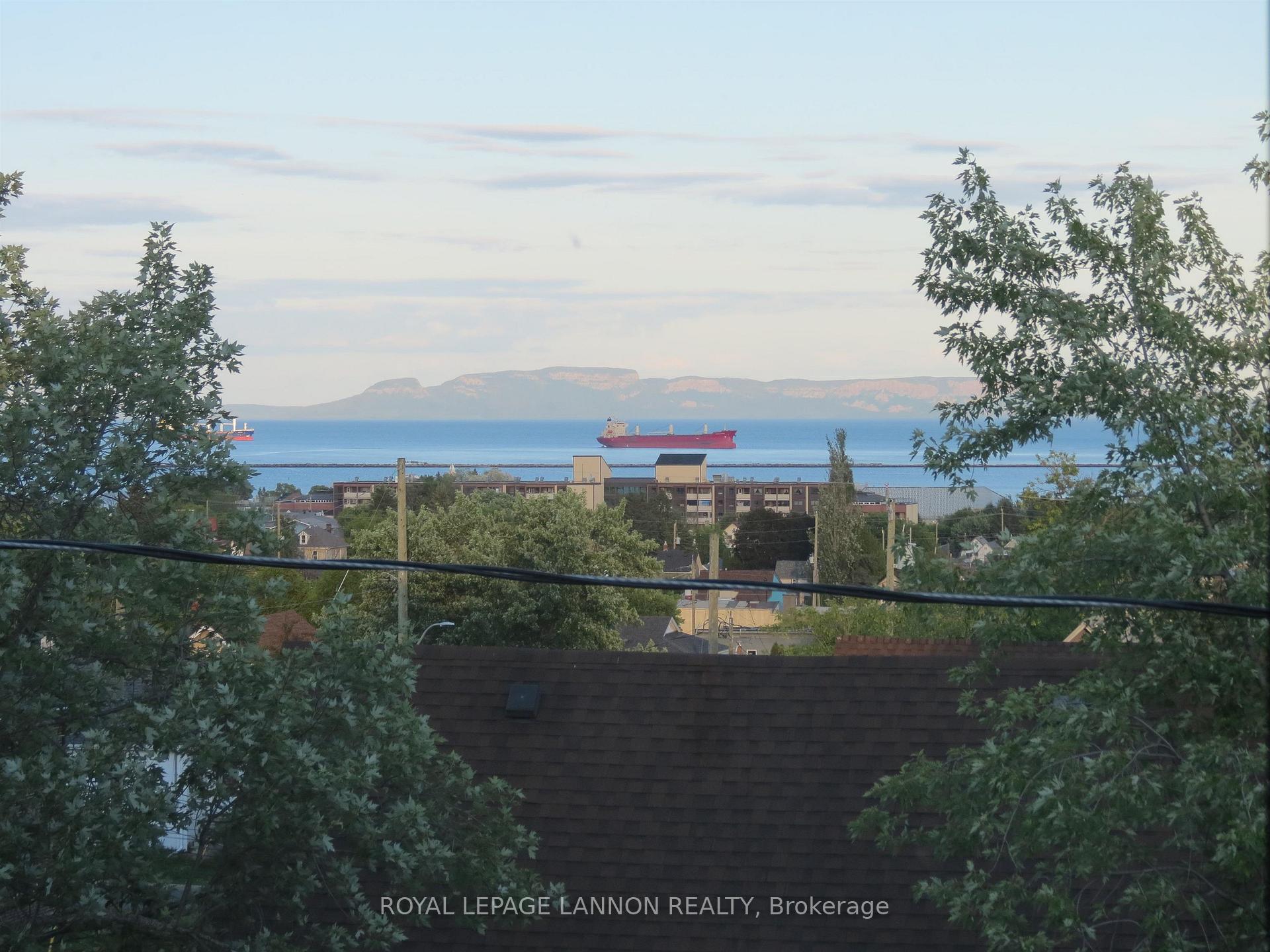 Photo 39 of 4 Crown Street, Thunder Bay, Court / Cumberland — HOMEH