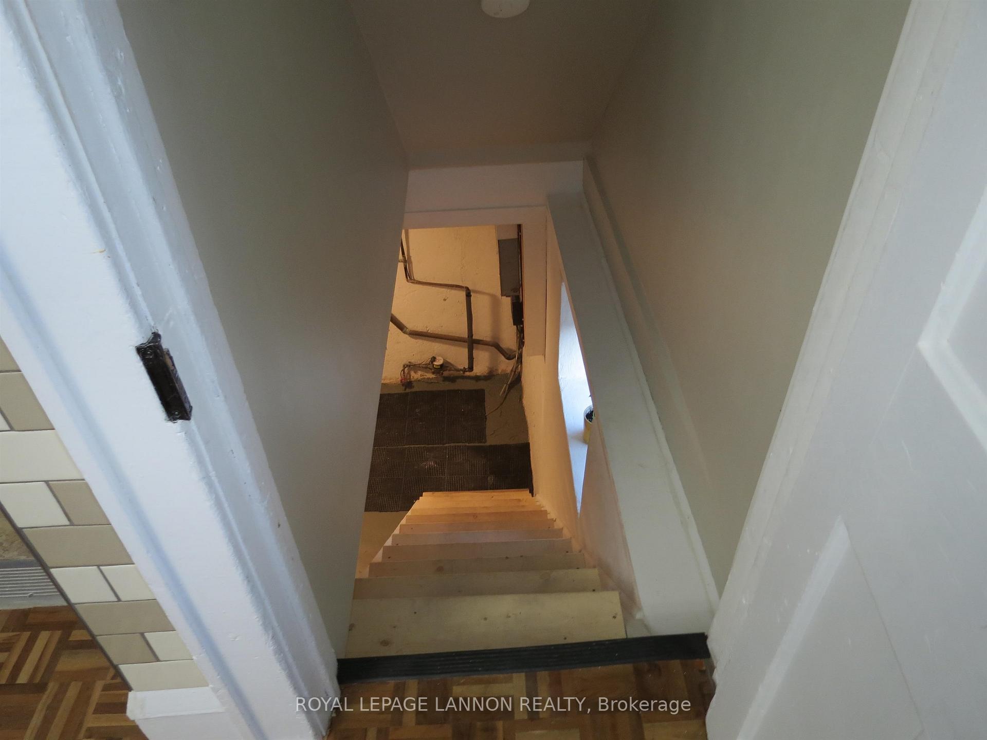 Photo 48 of 4 Crown Street, Thunder Bay, Court / Cumberland — HOMEH