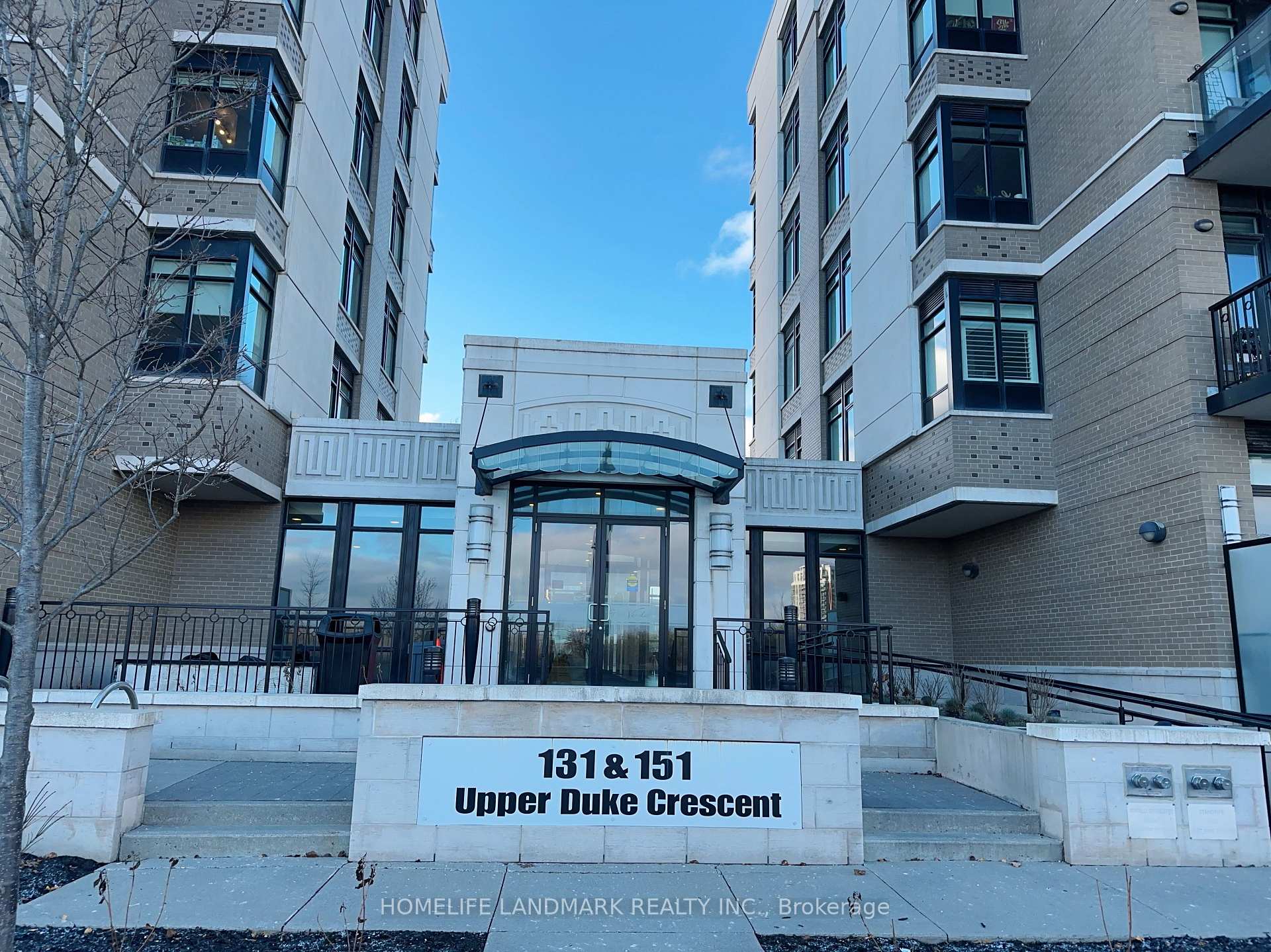 Photo 2 of Unit 410, 131 Upper Duke Crescent, Markham, Unionville — HOMEH