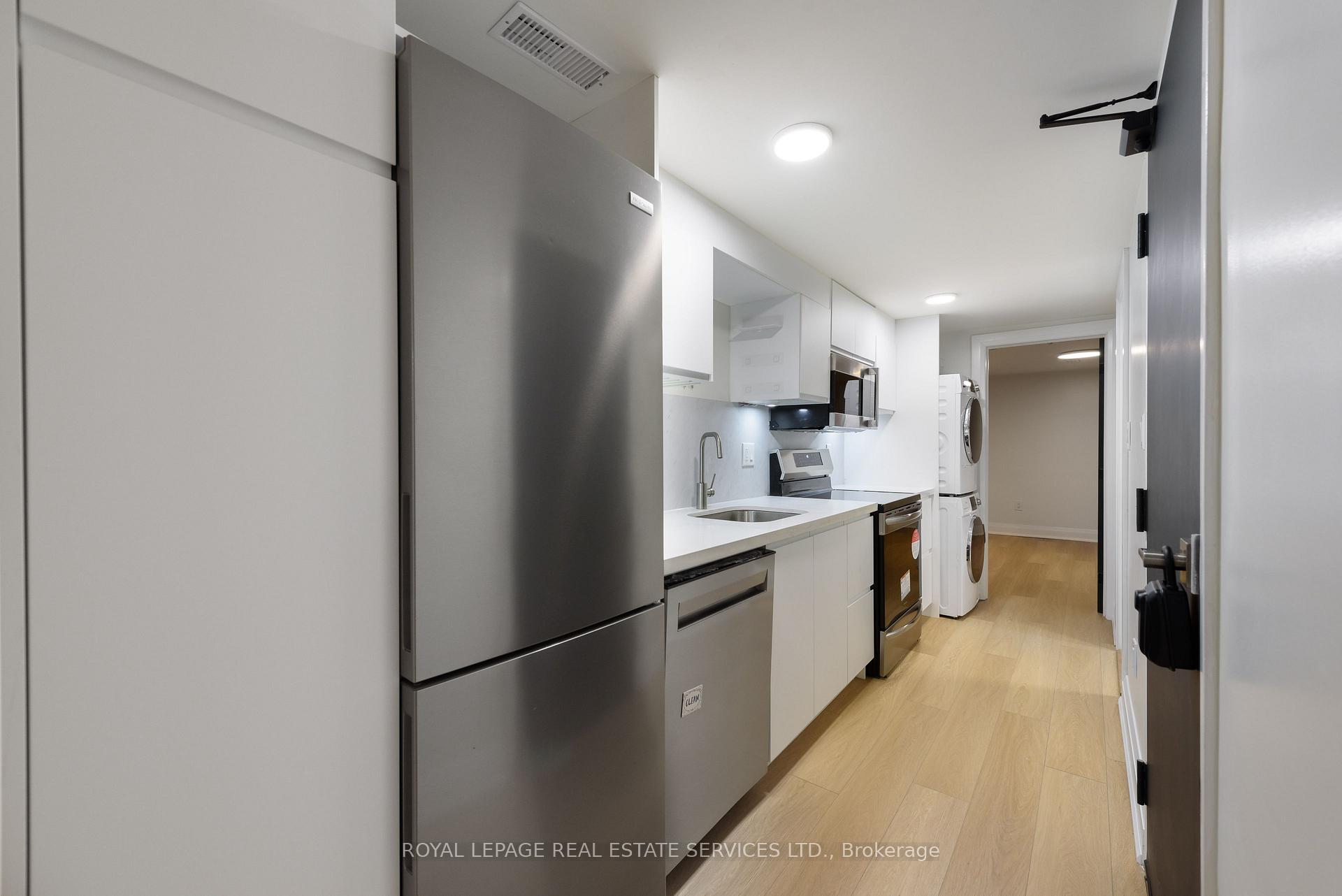 Photo 7 of Unit Lower, 81 Major Street, Toronto, University — HOMEH