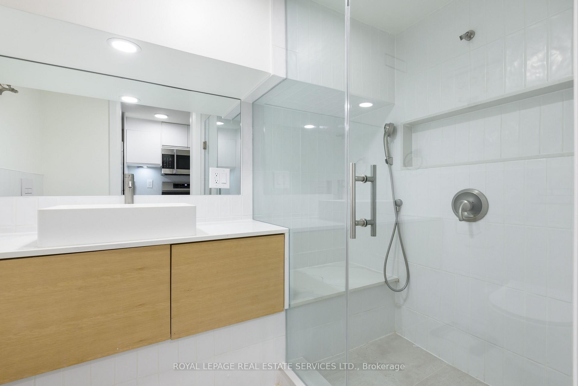 Photo 14 of Unit Lower, 81 Major Street, Toronto, University — HOMEH