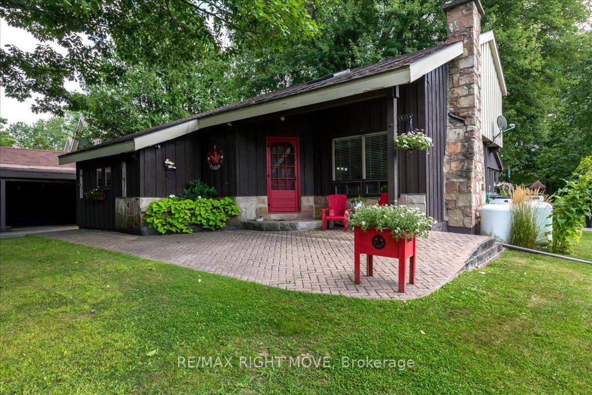 Photo 1 of 1032 Cowbell Lane, Gravenhurst, Morrison — HOMEH