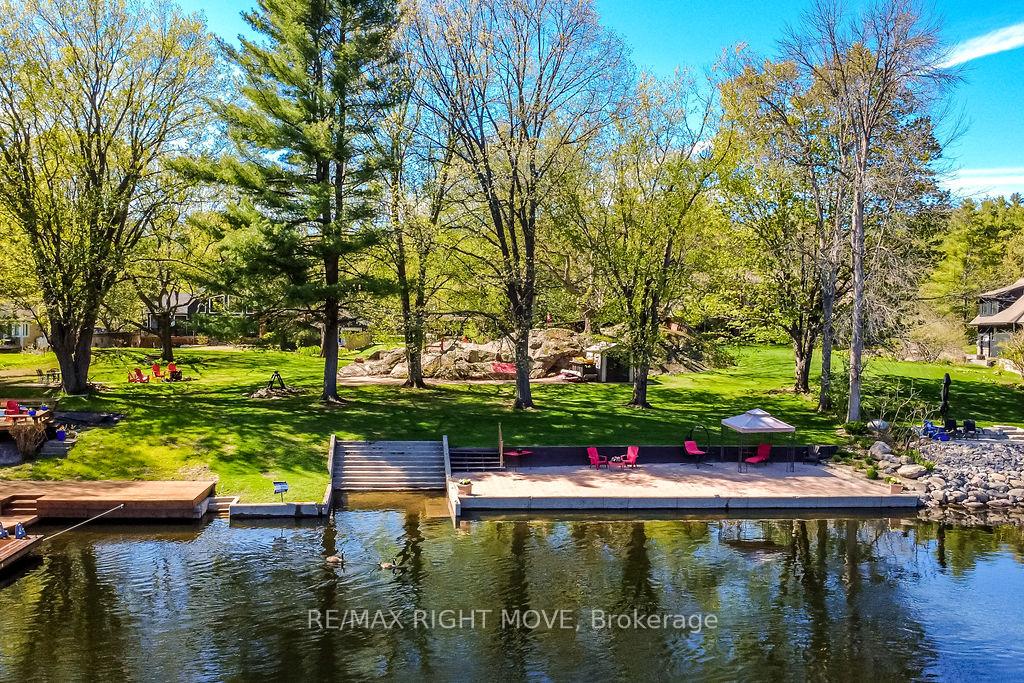 Photo 2 of 1032 Cowbell Lane, Gravenhurst, Morrison — HOMEH