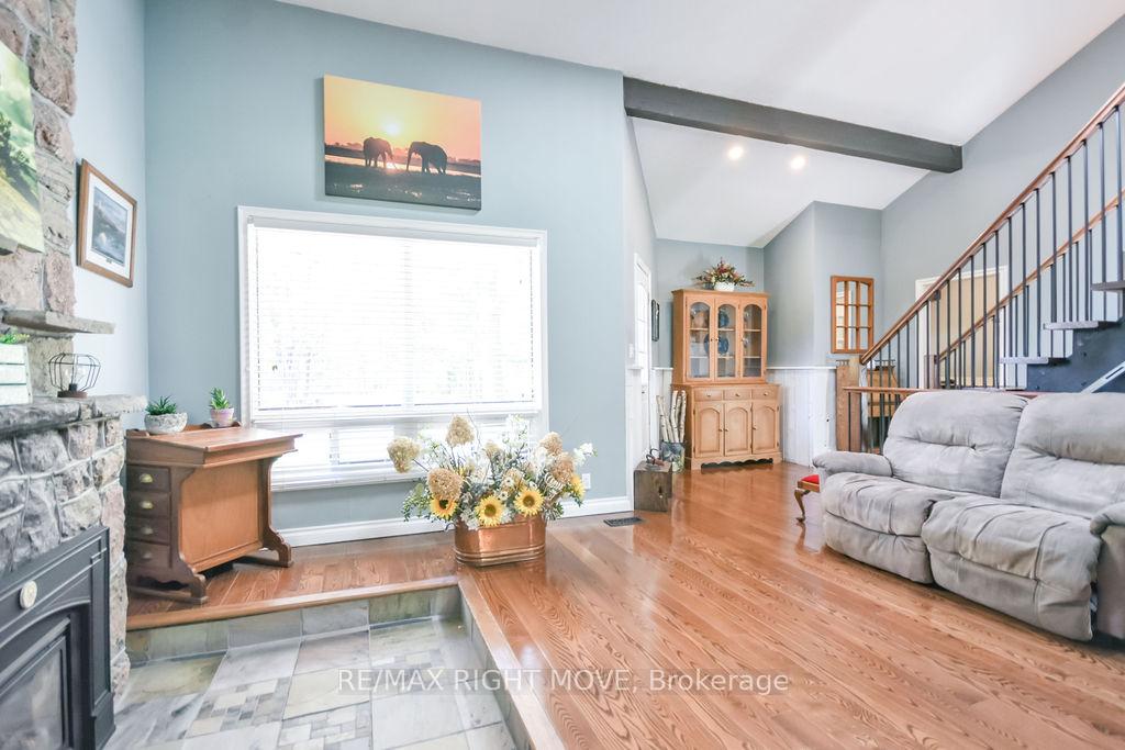 Photo 17 of 1032 Cowbell Lane, Gravenhurst, Morrison — HOMEH