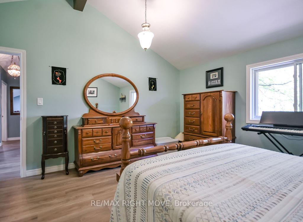Photo 27 of 1032 Cowbell Lane, Gravenhurst, Morrison — HOMEH