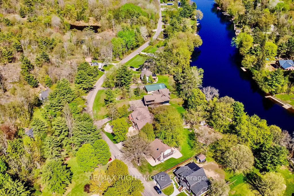 Photo 49 of 1032 Cowbell Lane, Gravenhurst, Morrison — HOMEH