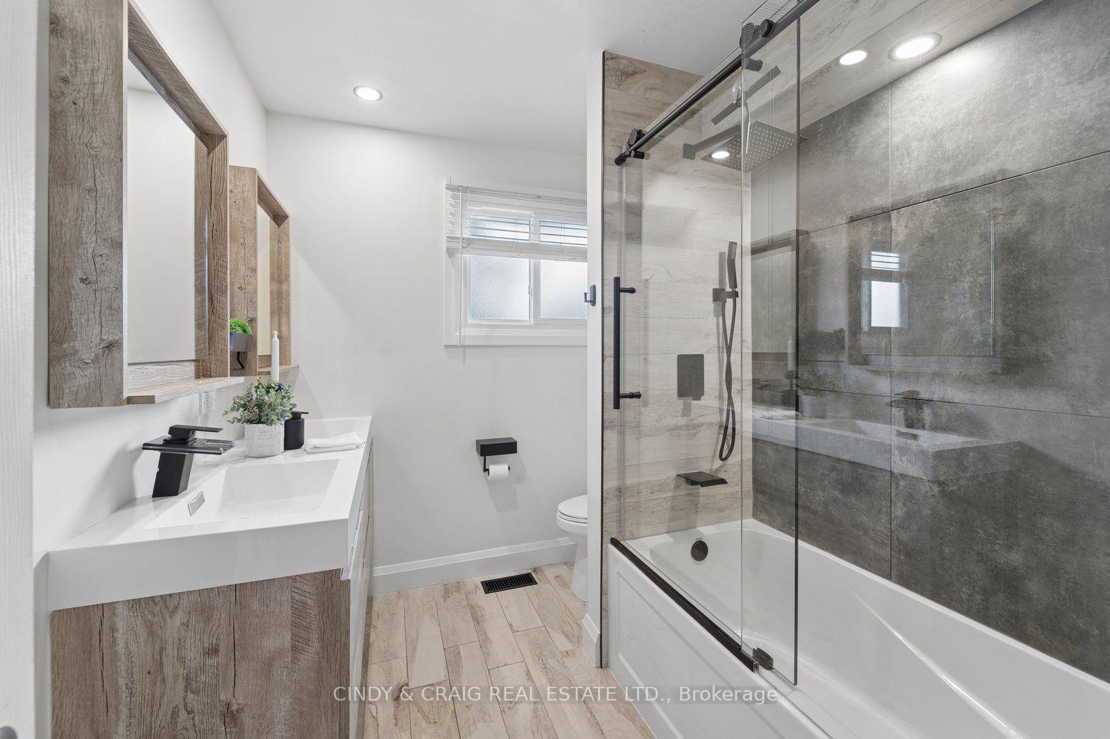 Photo 20 of 1707 Highway 2 Road, Clarington, Courtice — HOMEH