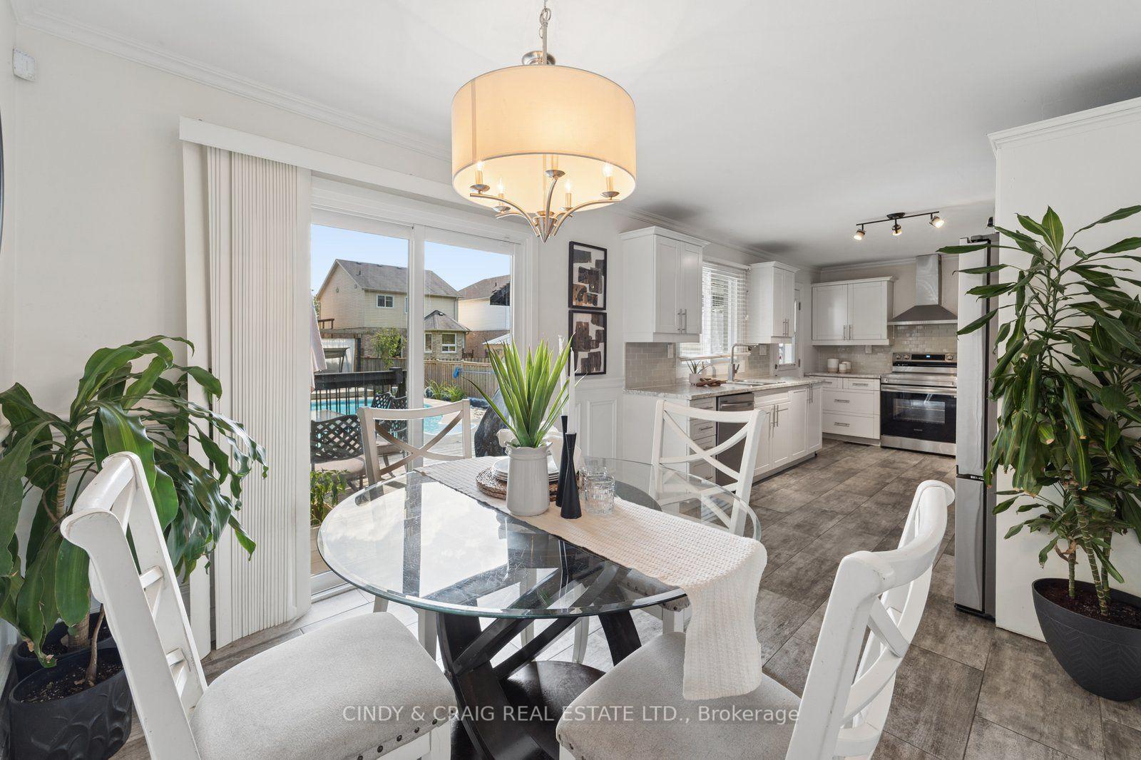 Photo 13 of 1707 Highway 2 Road, Clarington, Courtice — HOMEH