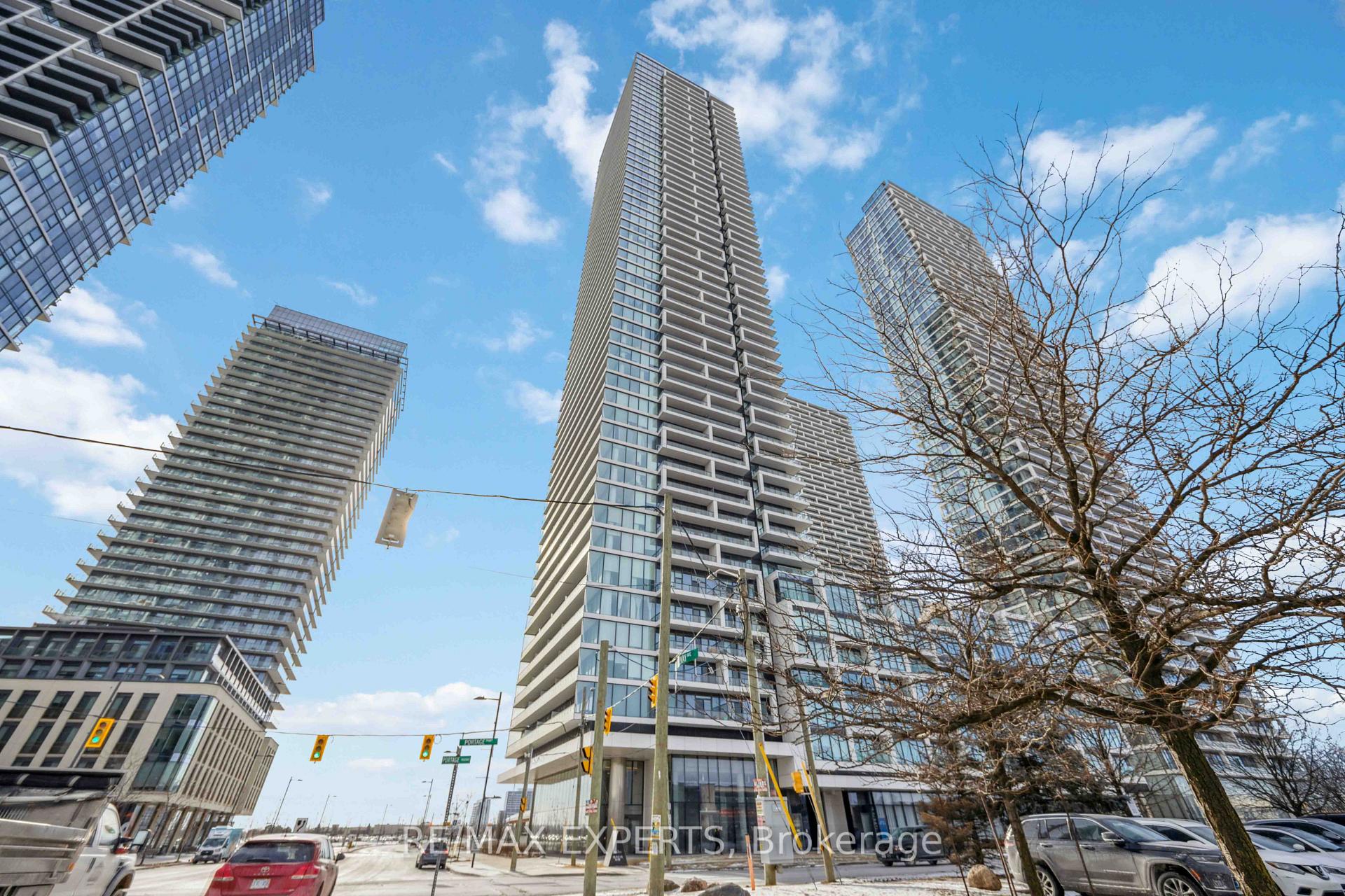 Front of Unit 3310, 950 Portage Parkway