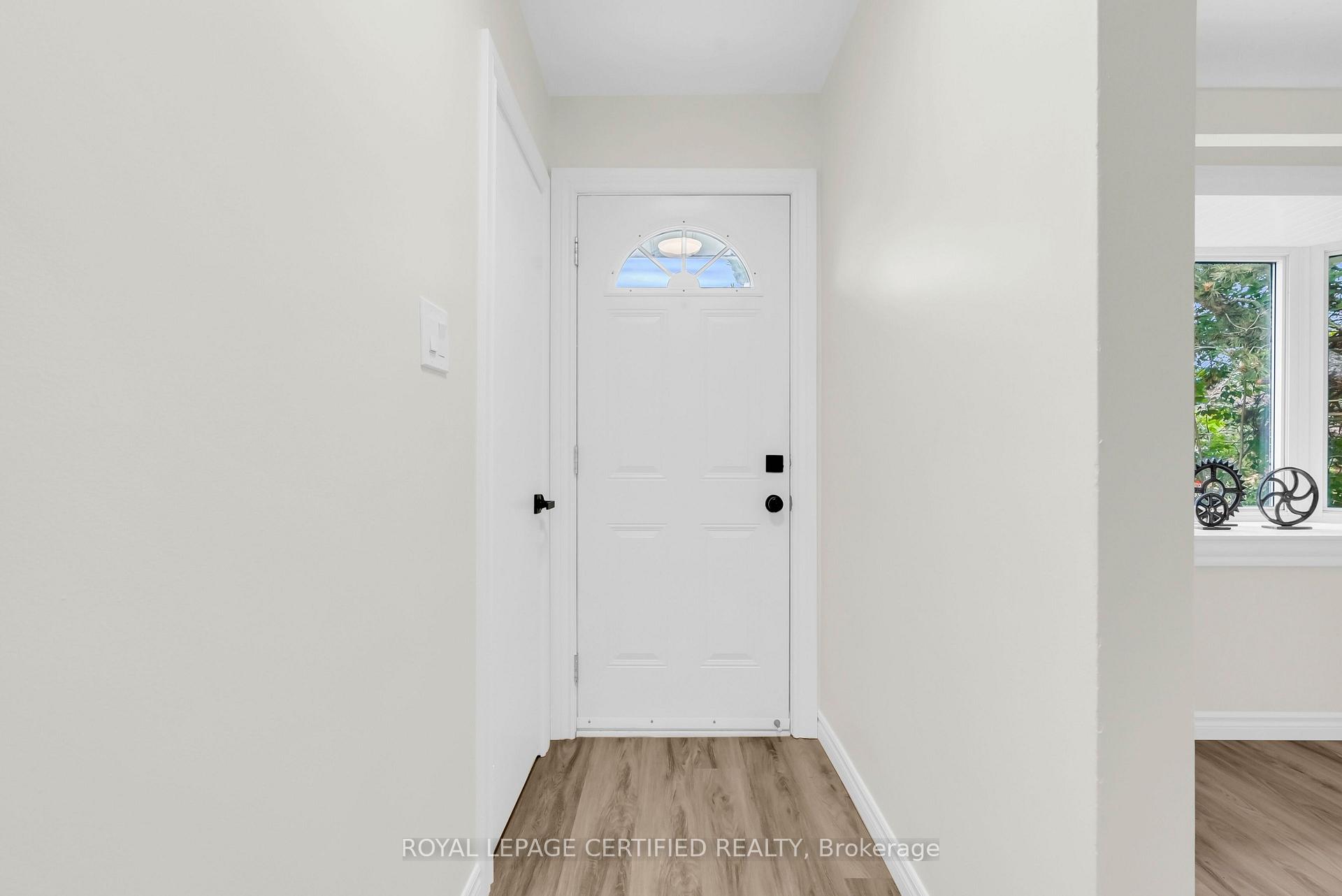 Photo 7 of 301 Geneva Avenue, Oshawa, Lakeview — HOMEH