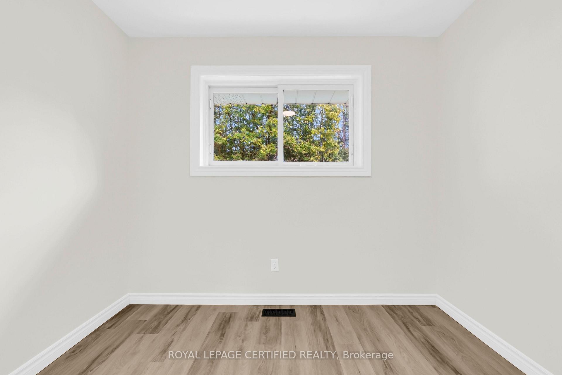 Photo 23 of 301 Geneva Avenue, Oshawa, Lakeview — HOMEH
