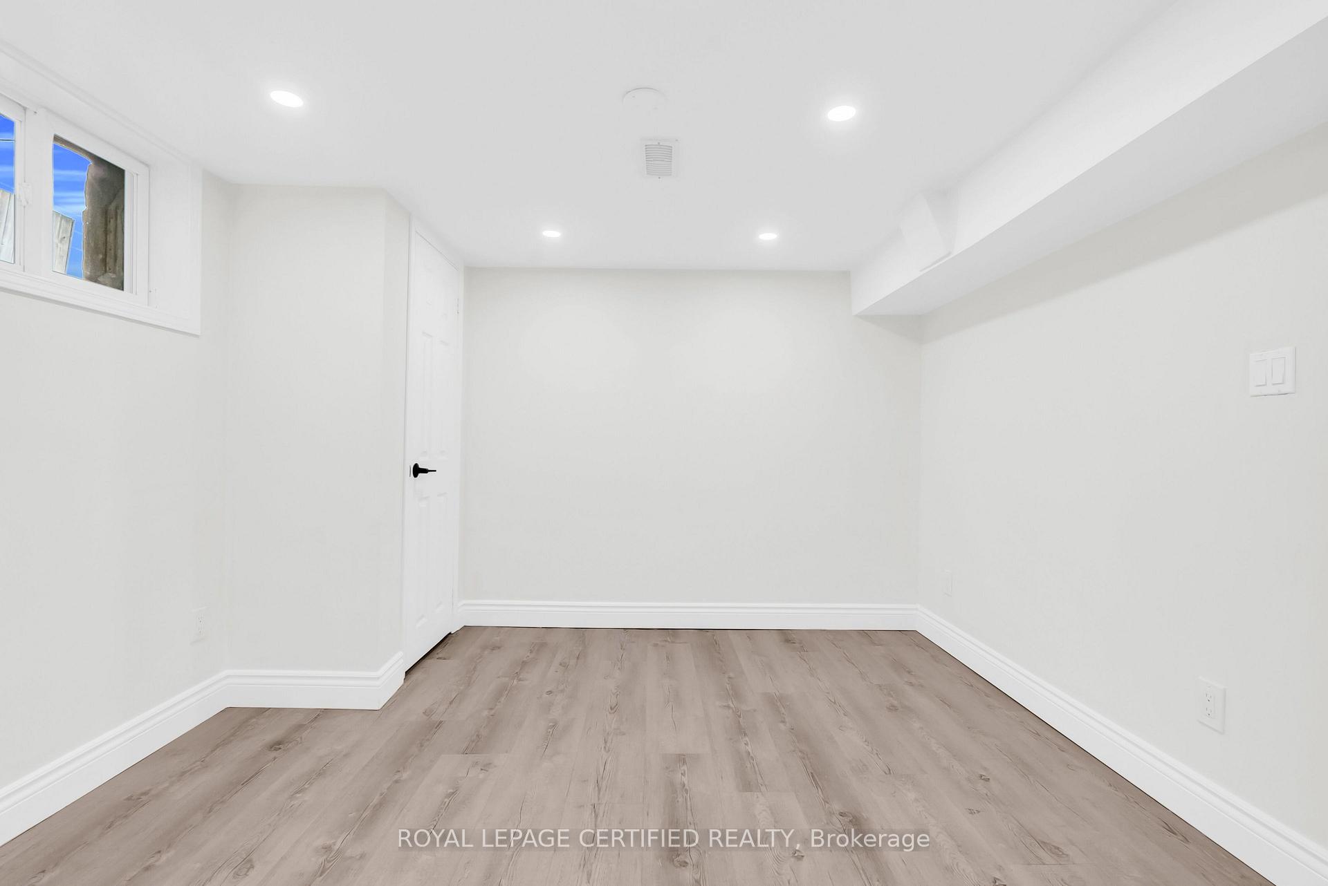 Photo 37 of 301 Geneva Avenue, Oshawa, Lakeview — HOMEH
