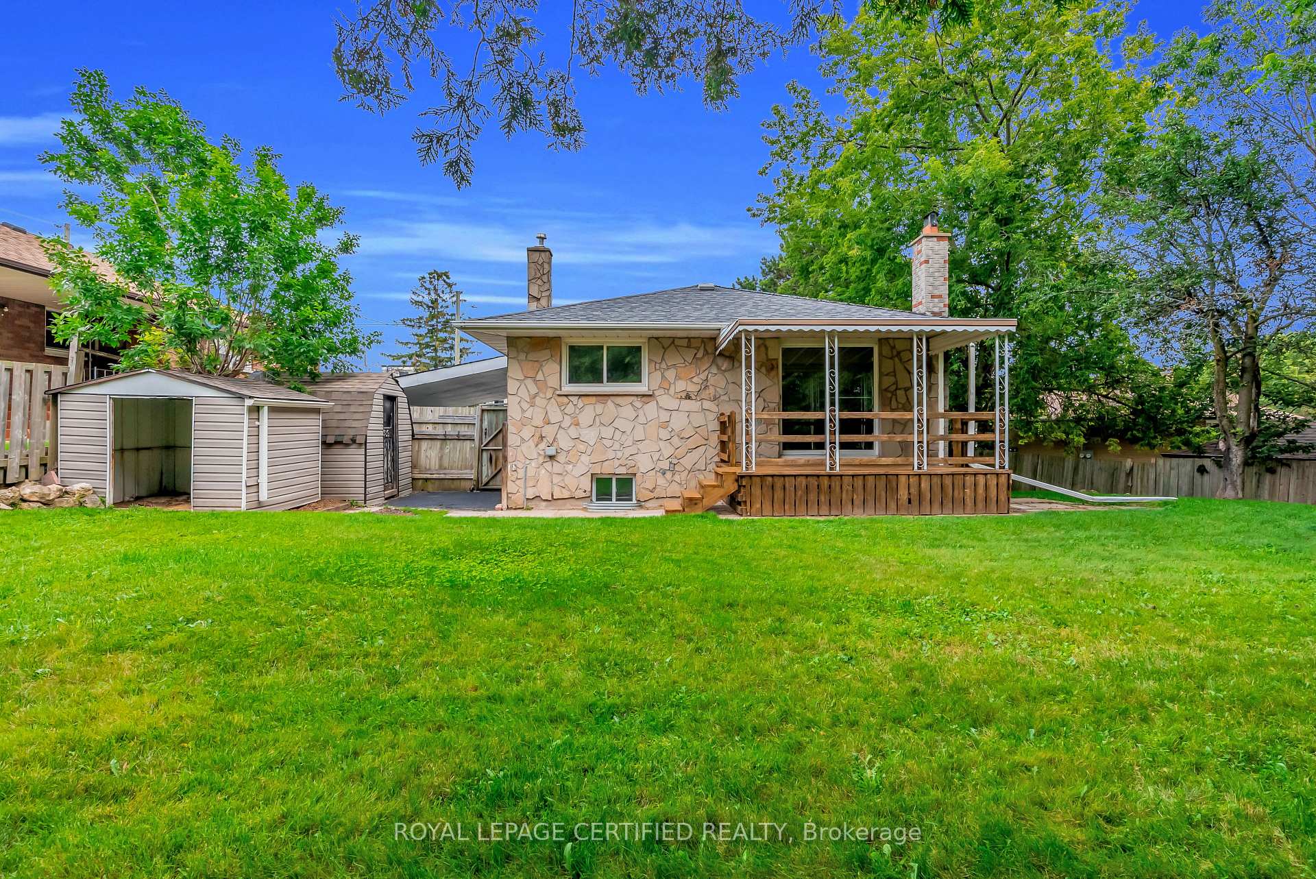 Photo 43 of 301 Geneva Avenue, Oshawa, Lakeview — HOMEH