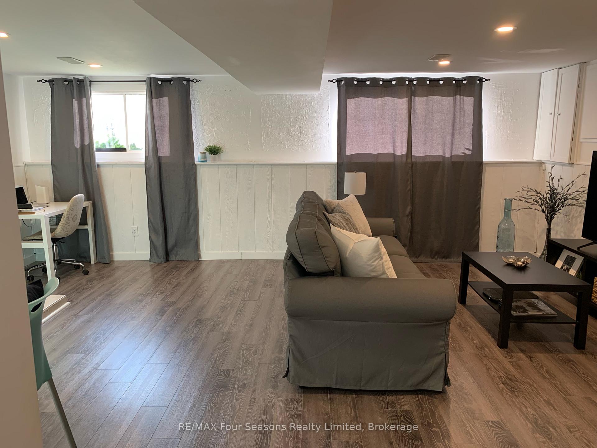 Photo 4 of Unit Unit 2, 57 Courtice Crescent, Collingwood — HOMEH