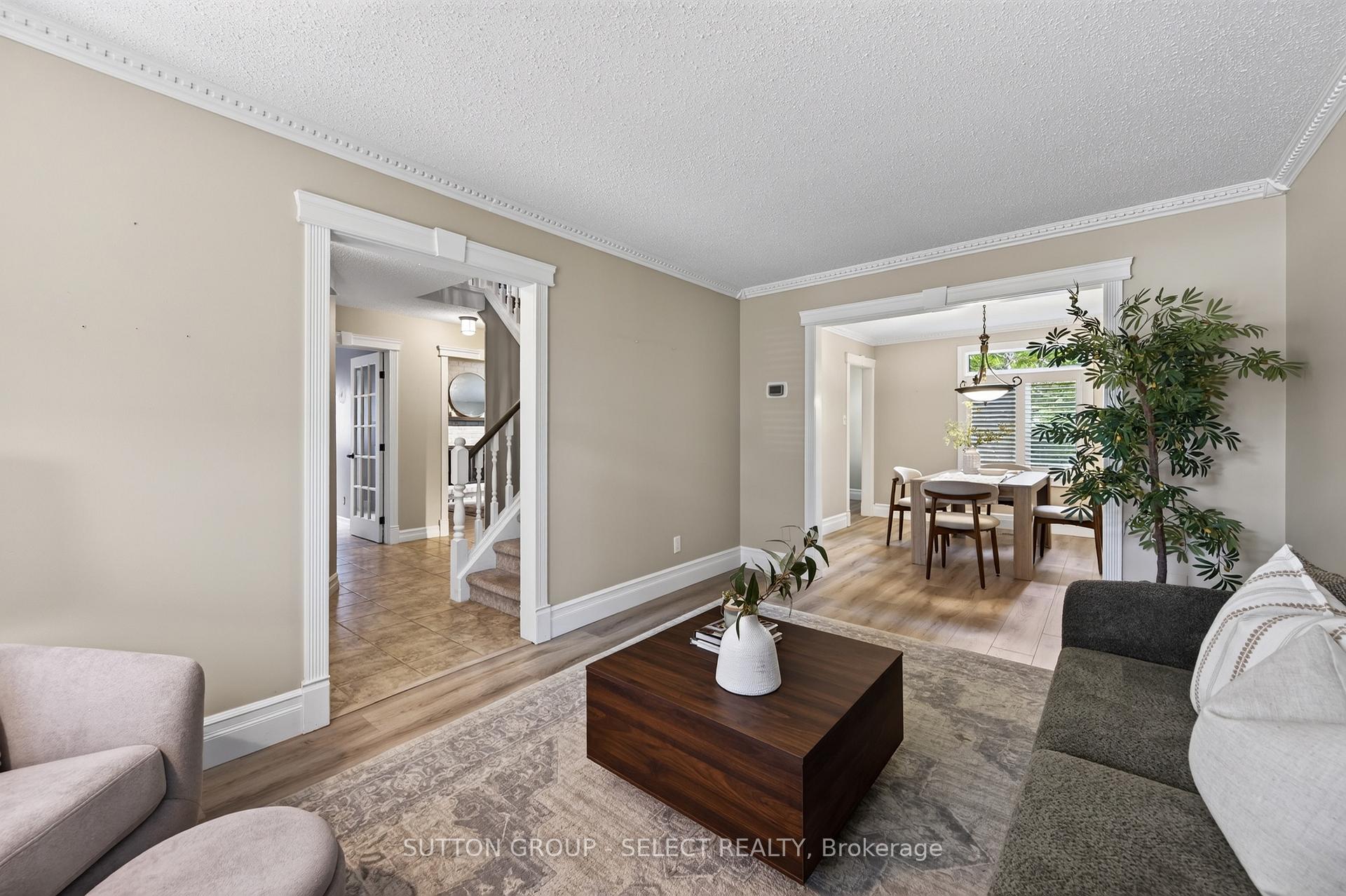 Photo 3 of 12 Banting Crescent, London, North I — HOMEH