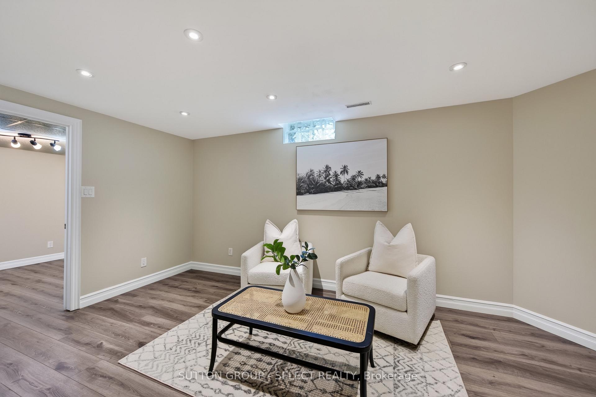Photo 21 of 12 Banting Crescent, London, North I — HOMEH