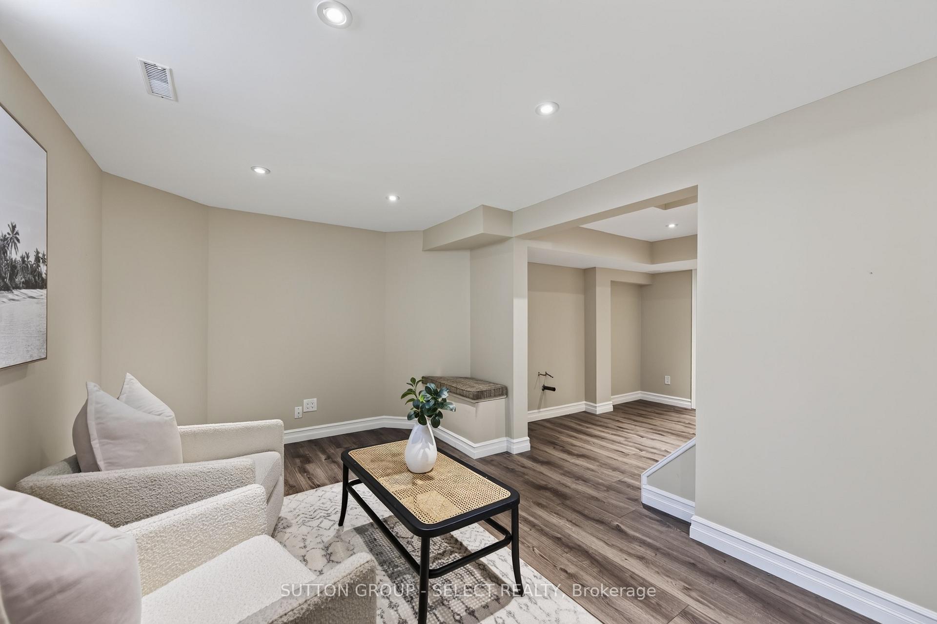 Photo 22 of 12 Banting Crescent, London, North I — HOMEH