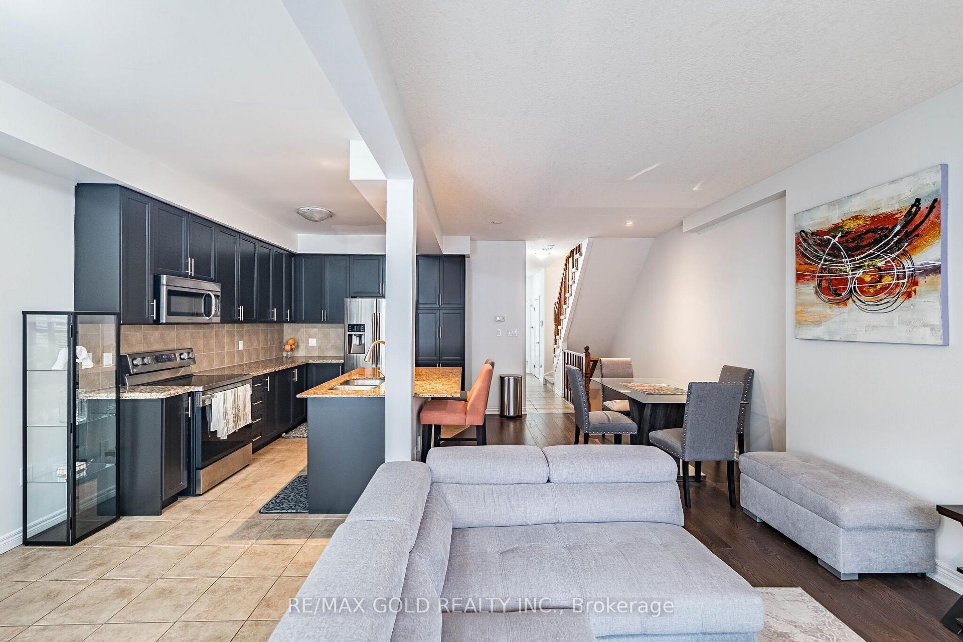 Photo 13 of 1452 Baseline Road, Hamilton, Stoney Creek — HOMEH