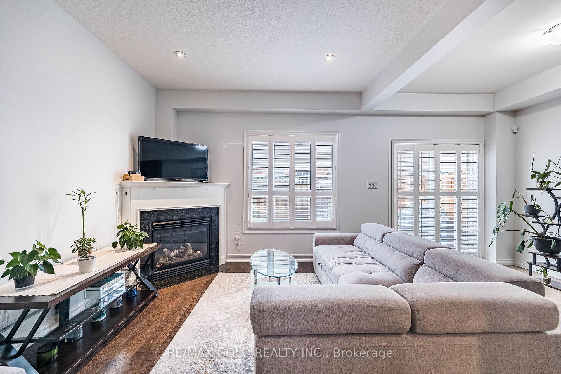 Photo 15 of 1452 Baseline Road, Hamilton, Stoney Creek — HOMEH