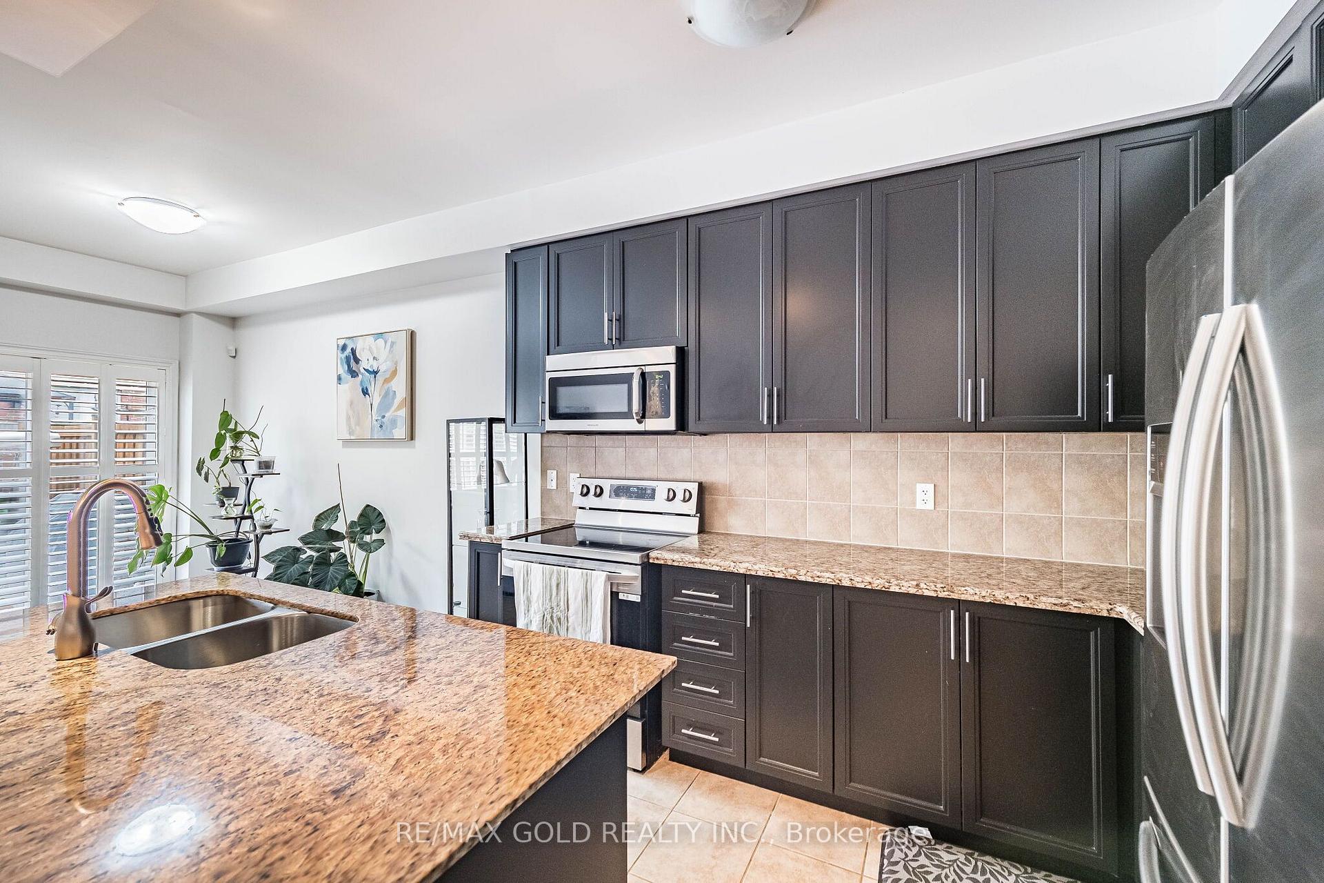 Photo 21 of 1452 Baseline Road, Hamilton, Stoney Creek — HOMEH