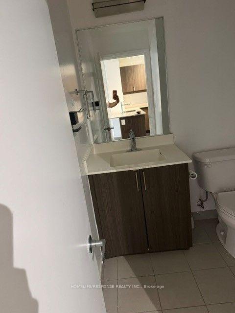 Photo 6 of Unit 418, 17 Kenaston Gardens, North York, Bayview Village — HOMEH