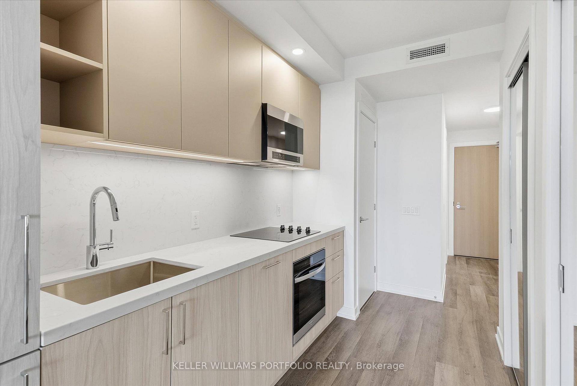 Photo 10 of Unit 210, 5 Meadowdale Road, Vaughan, Vaughan Corporate Centre — HOMEH