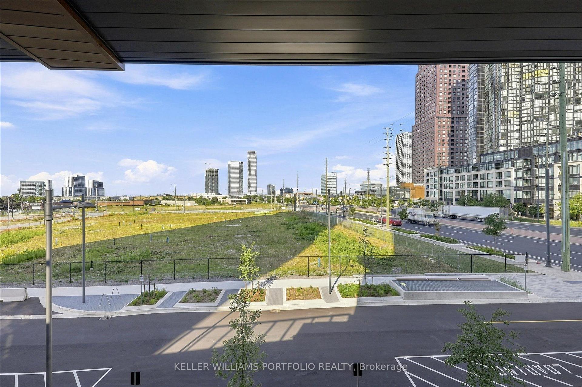 Photo 23 of Unit 210, 5 Meadowdale Road, Vaughan, Vaughan Corporate Centre — HOMEH