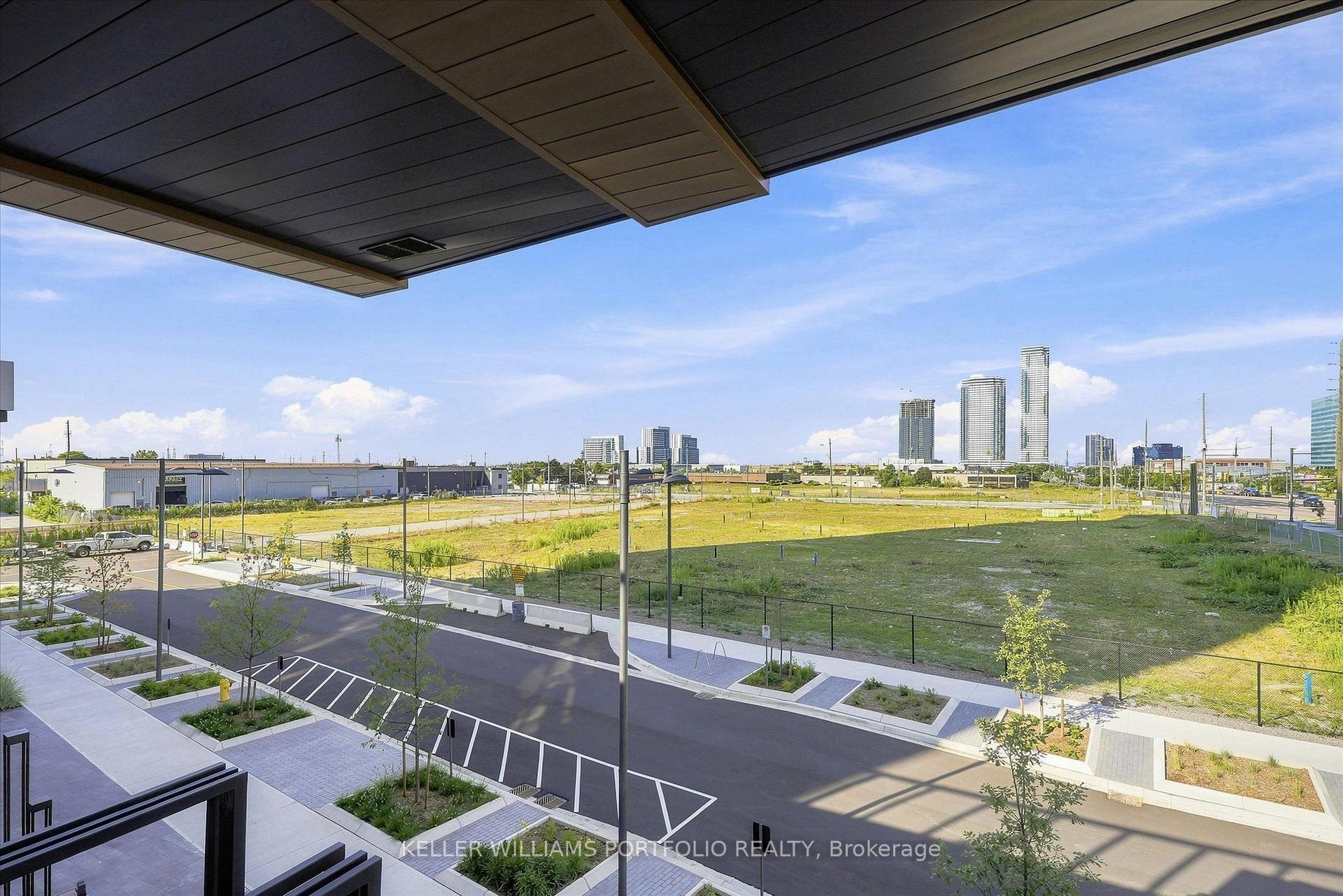 Photo 24 of Unit 210, 5 Meadowdale Road, Vaughan, Vaughan Corporate Centre — HOMEH