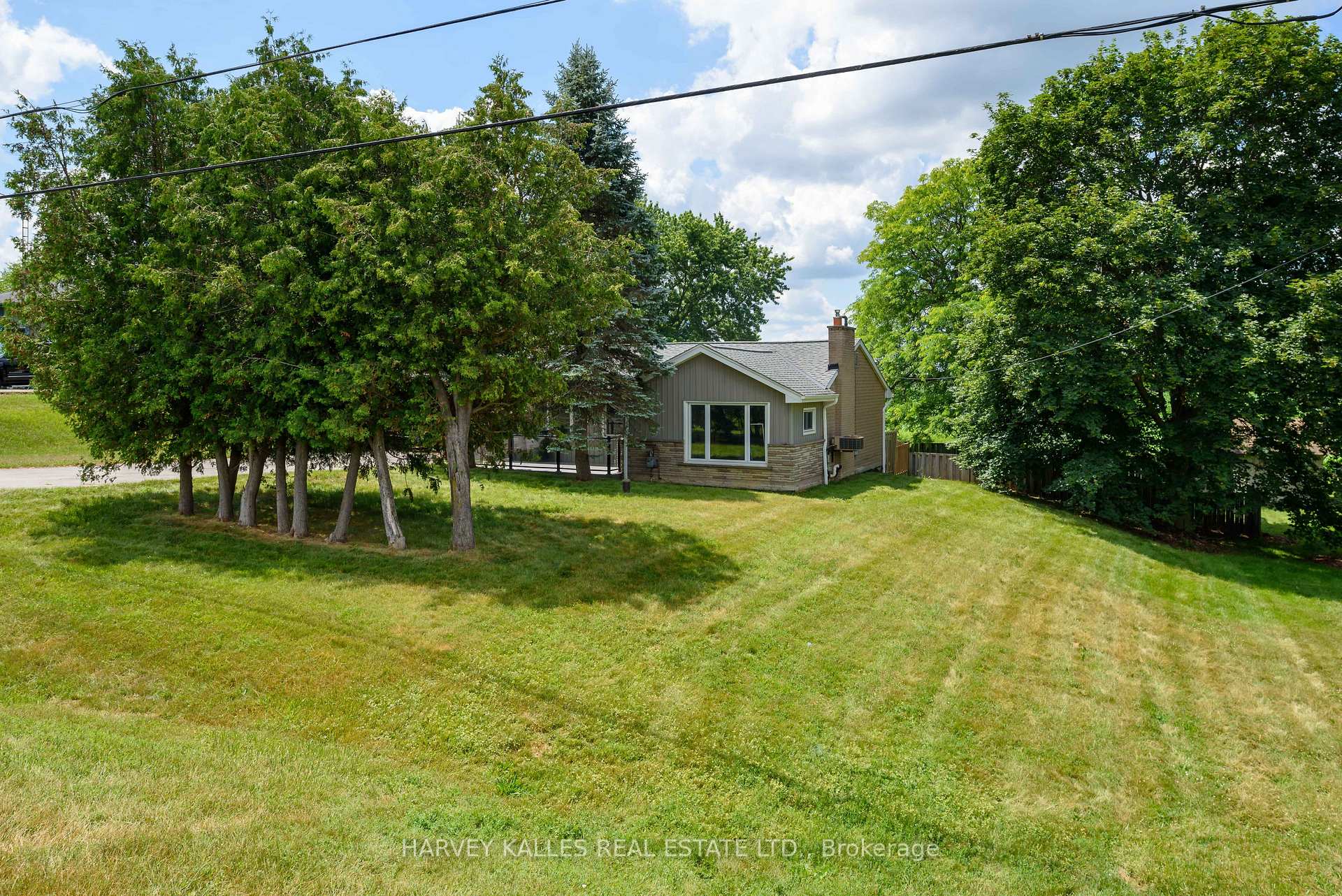Photo 4 of Unit 50, 15140 Regional Road, Caledon, Bolton North — HOMEH