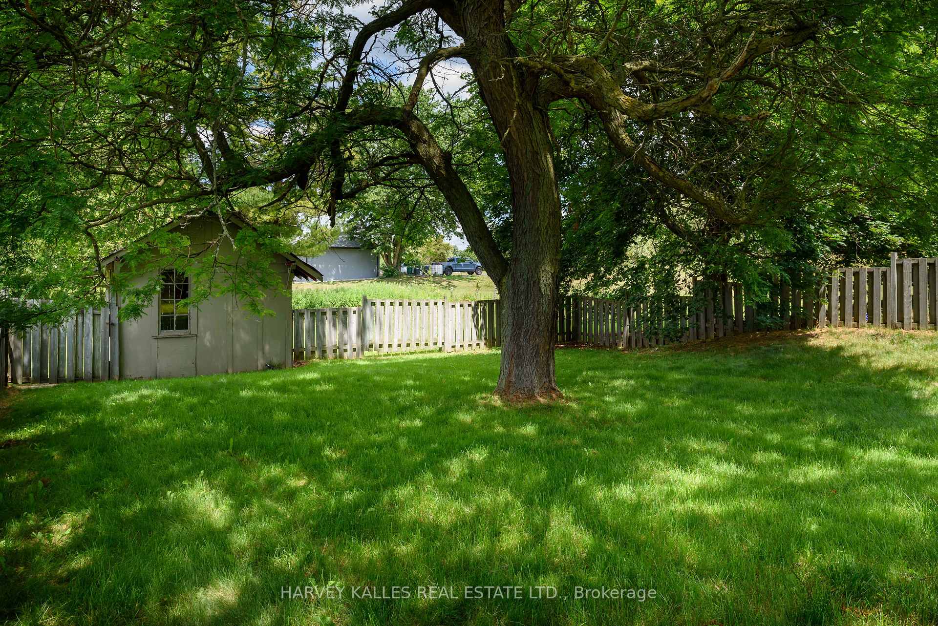 Photo 13 of Unit 50, 15140 Regional Road, Caledon, Bolton North — HOMEH