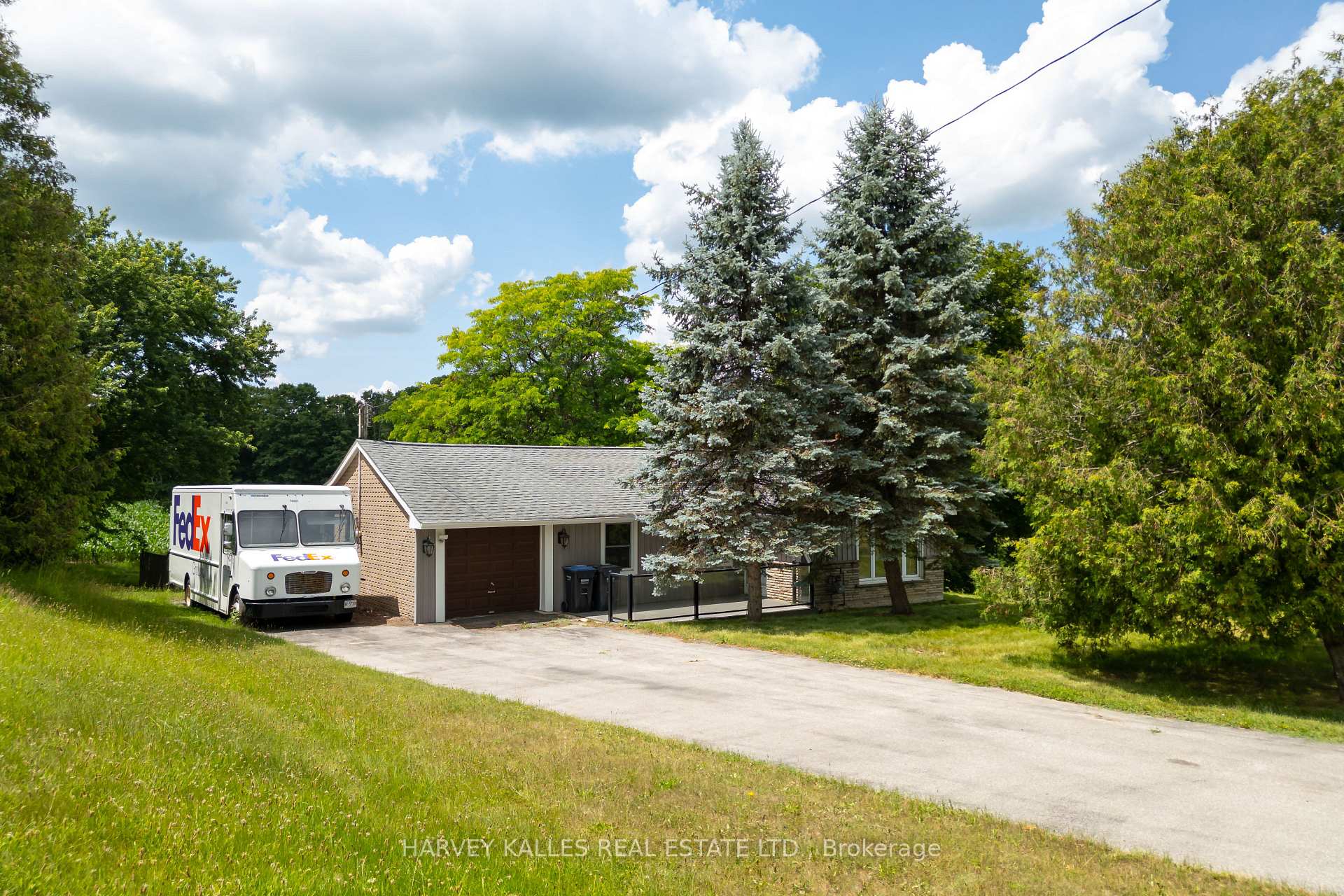 Photo 15 of Unit 50, 15140 Regional Road, Caledon, Bolton North — HOMEH