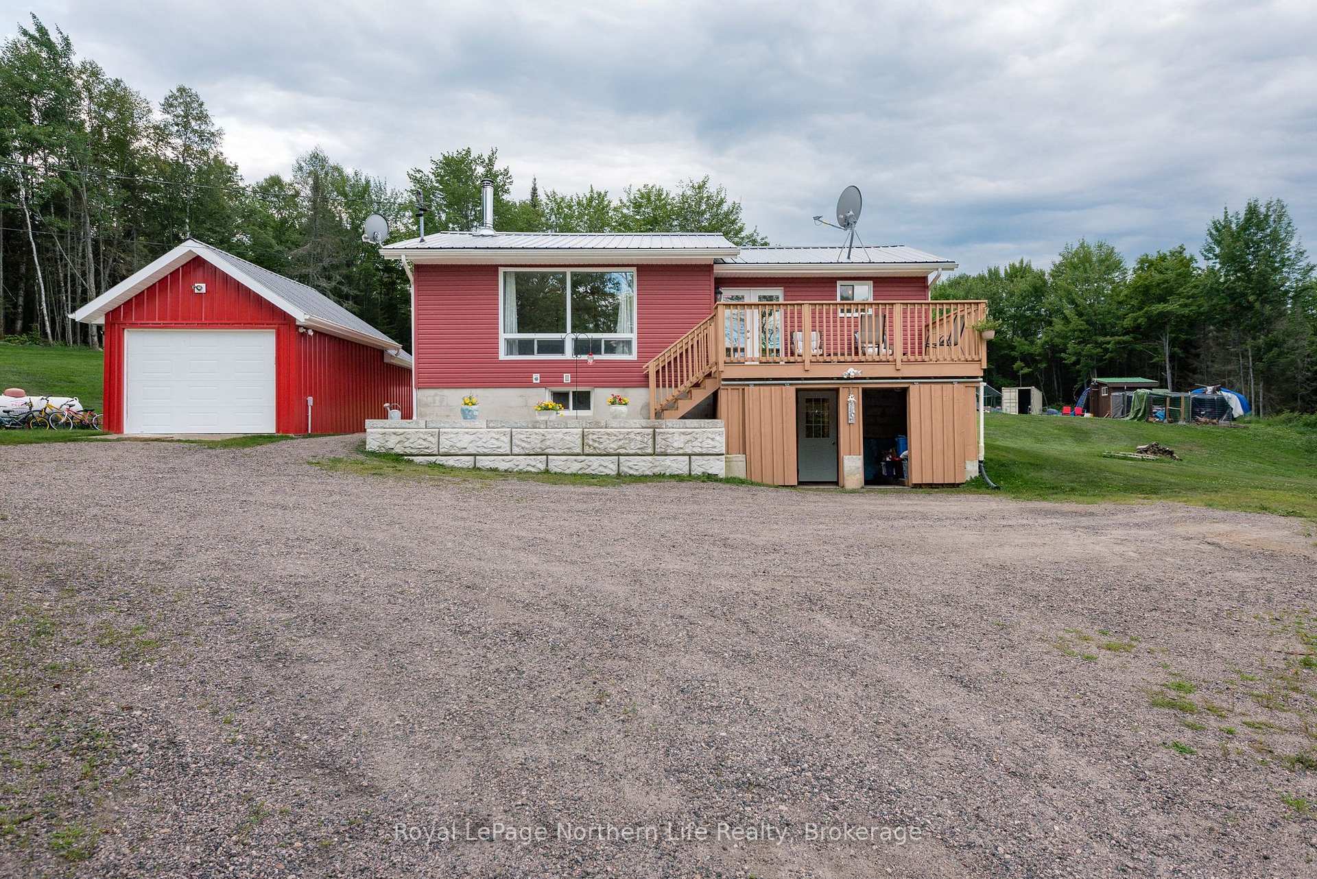 Photo 1 of 1343 Golf Course Road, Chisholm — HOMEH
