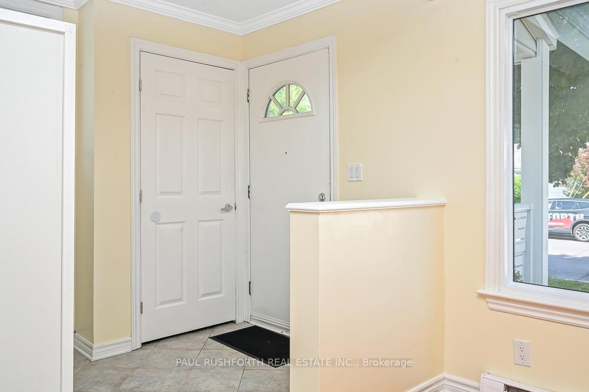 Photo 3 of 978 Admiral Avenue, Ottawa, Carlington — HOMEH