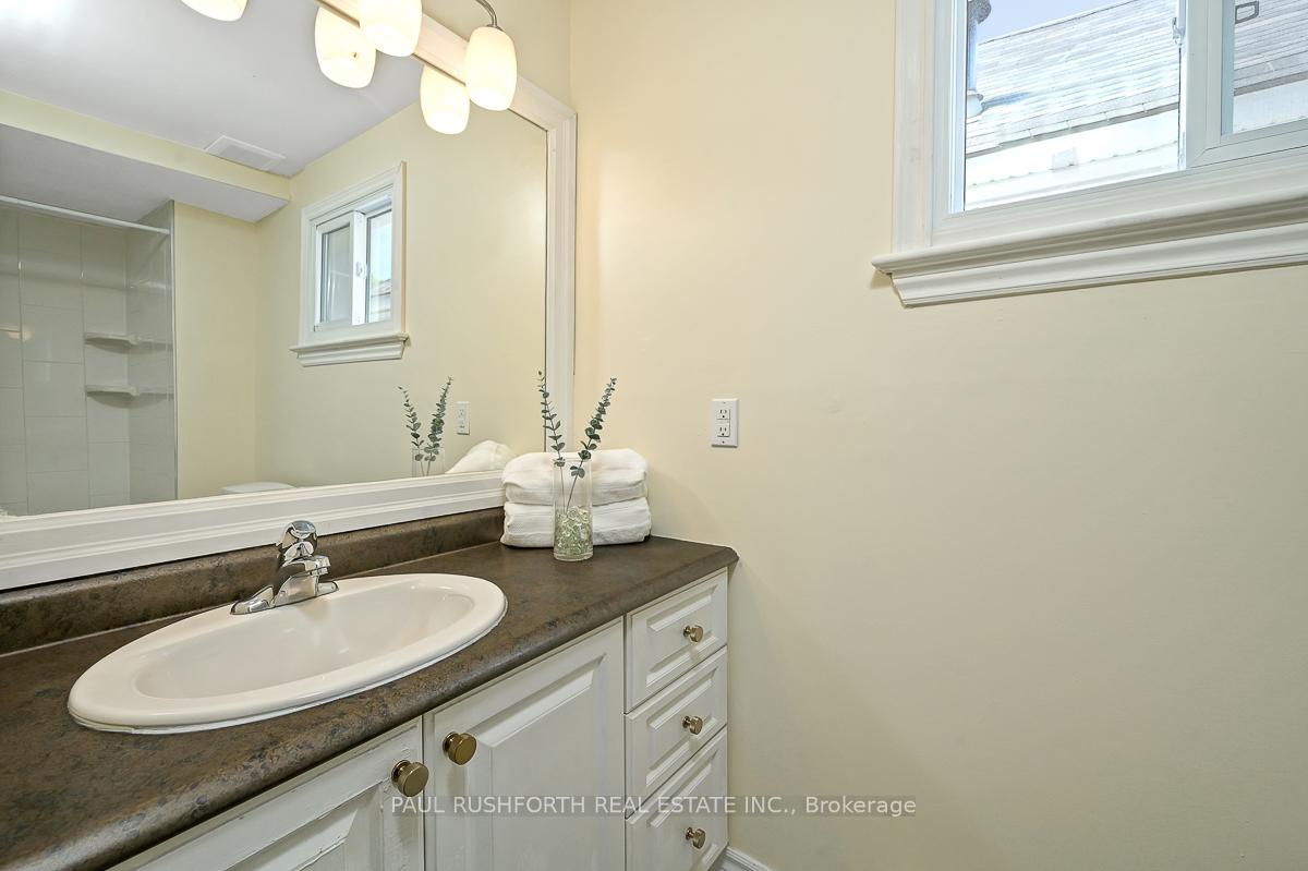Photo 13 of 978 Admiral Avenue, Ottawa, Carlington — HOMEH