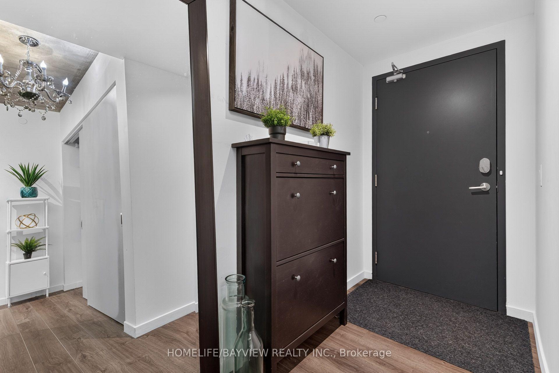 Photo 10 of Unit 609, 7 Smith Crescent, Etobicoke, Stonegate-Queensway — HOMEH