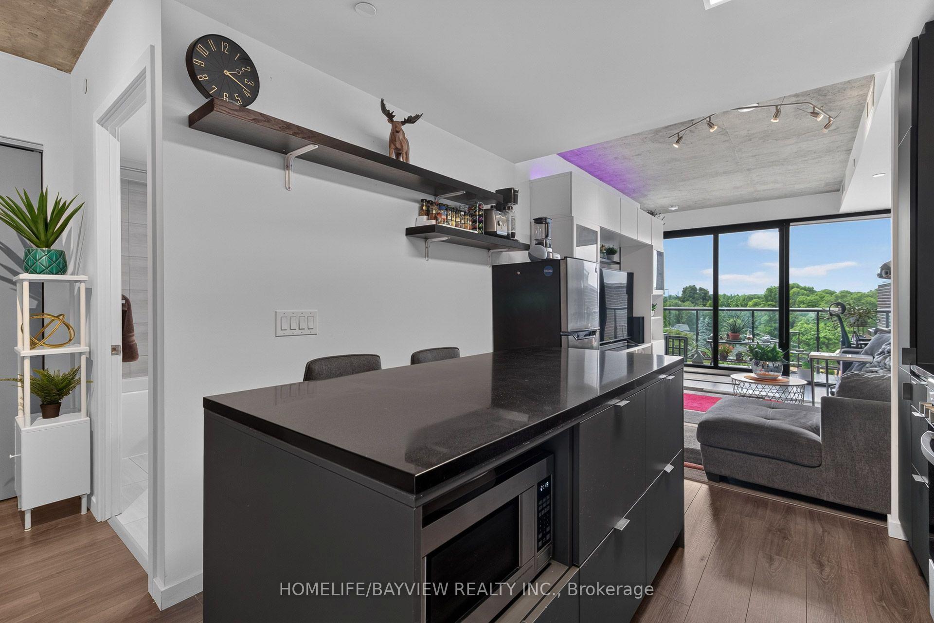 Photo 13 of Unit 609, 7 Smith Crescent, Etobicoke, Stonegate-Queensway — HOMEH