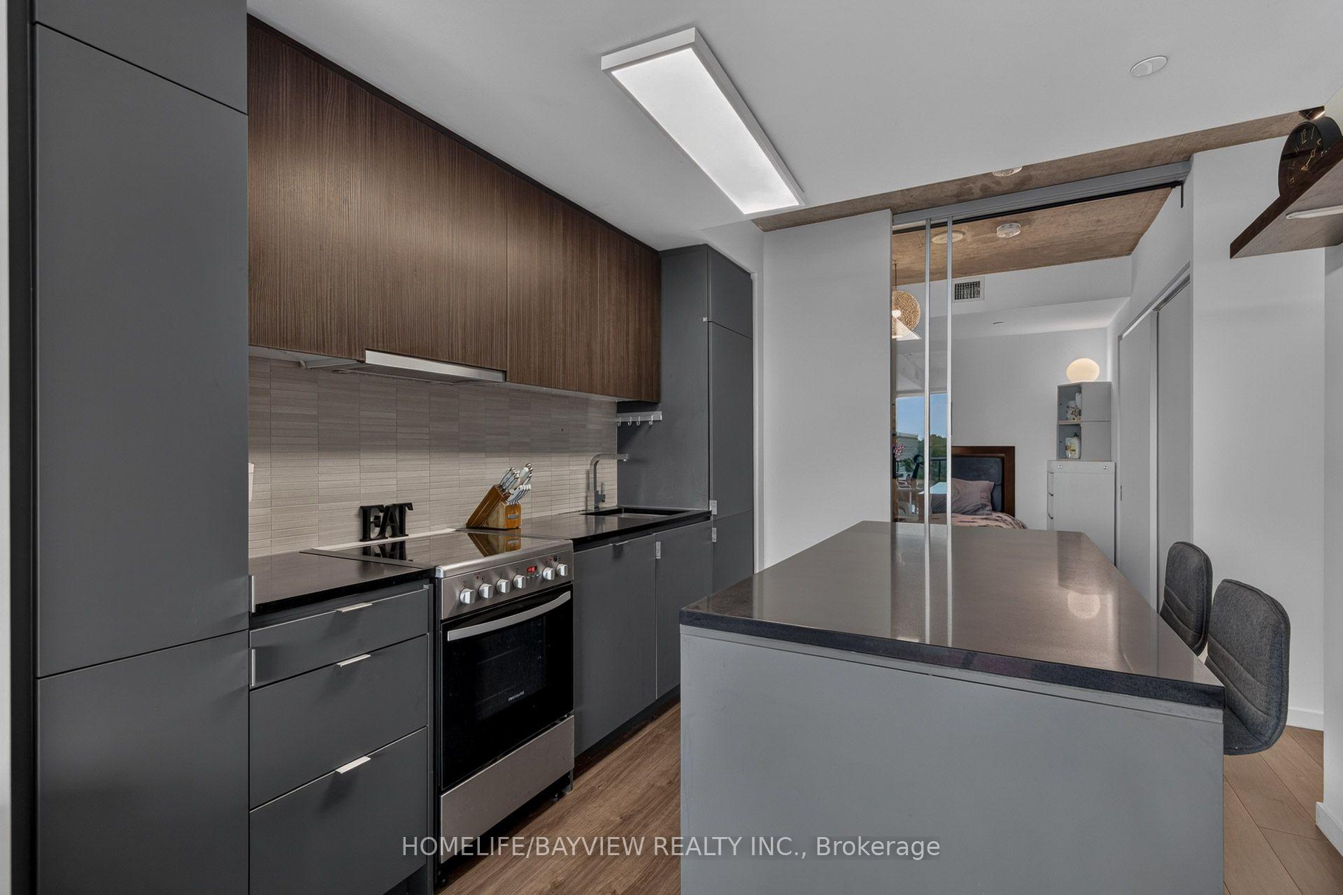 Photo 15 of Unit 609, 7 Smith Crescent, Etobicoke, Stonegate-Queensway — HOMEH