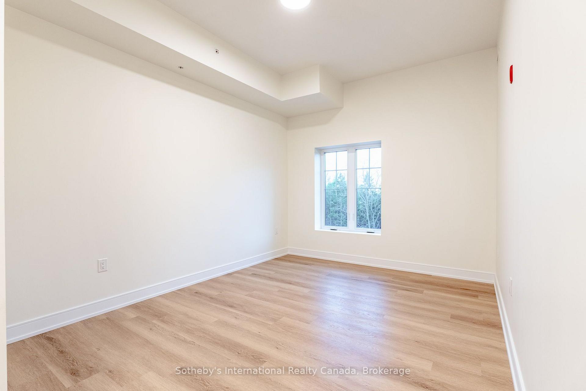 Photo 12 of Unit 423, 121 Mary Street, Clearview, Creemore — HOMEH