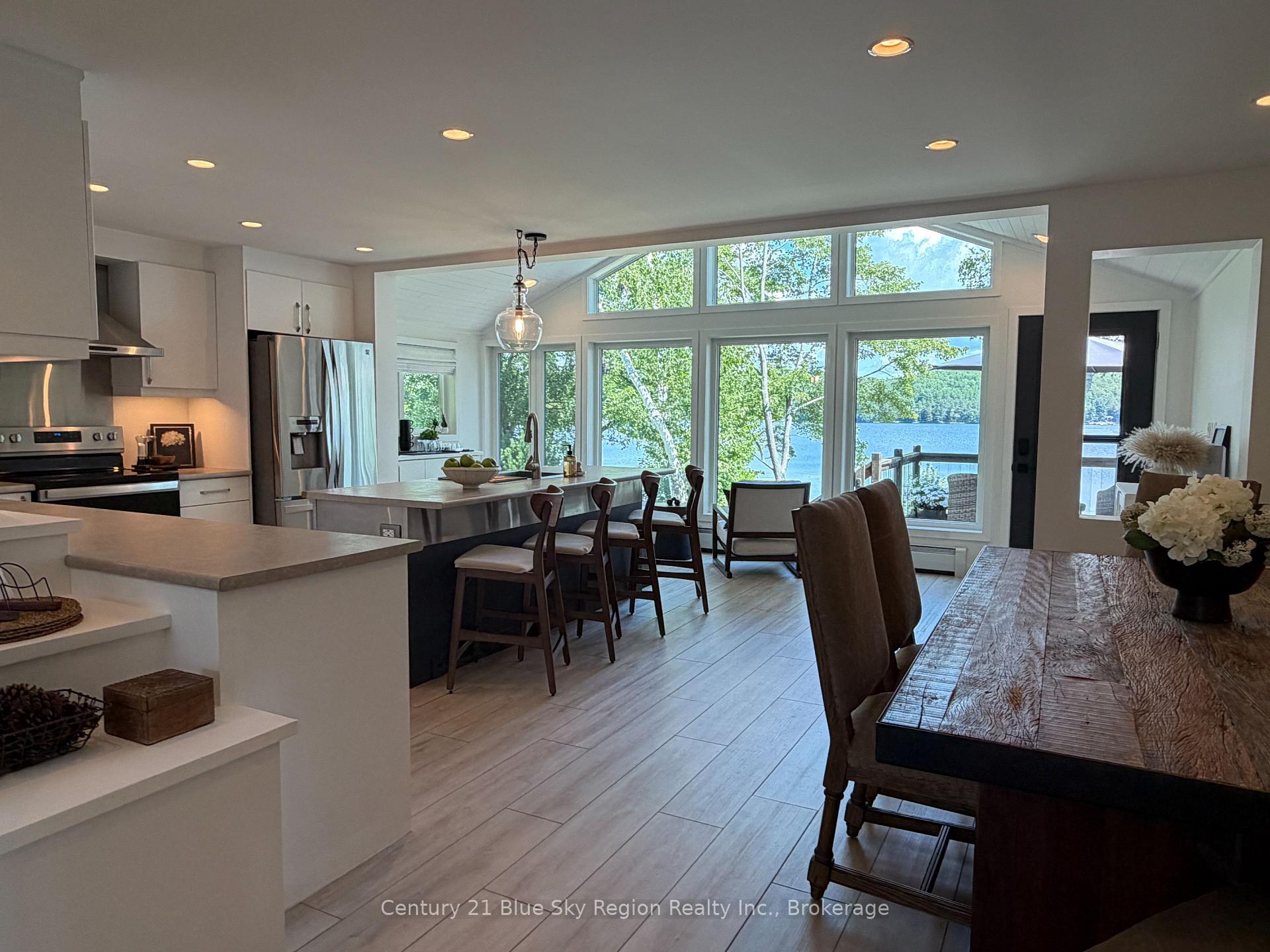Photo 5 of 356 Lakeside Drive, North Bay, Birchaven — HOMEH