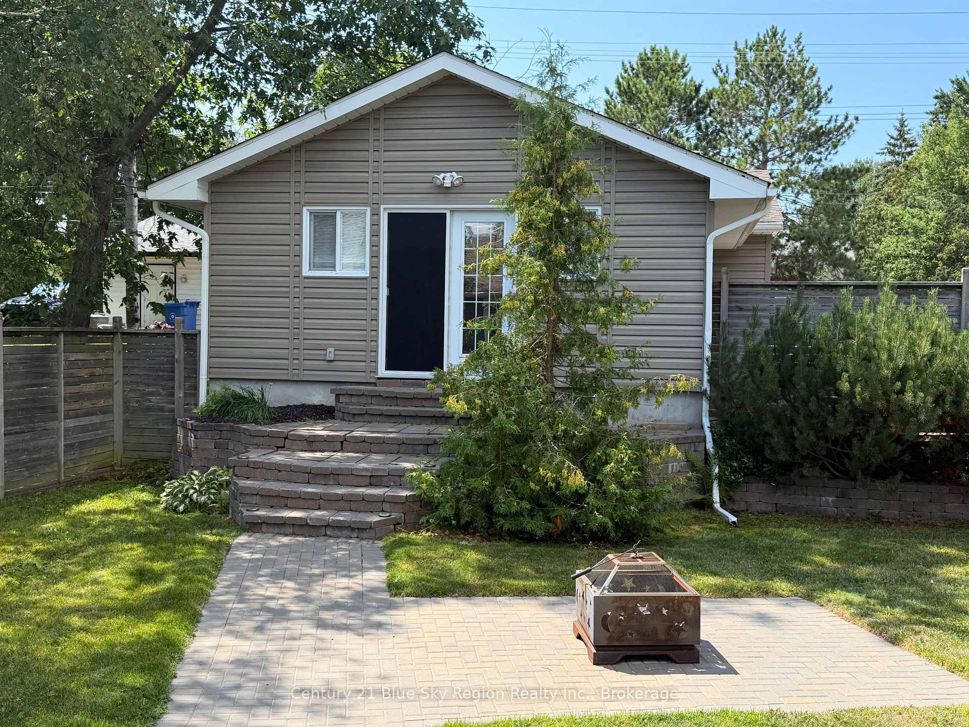 Photo 29 of 356 Lakeside Drive, North Bay, Birchaven — HOMEH