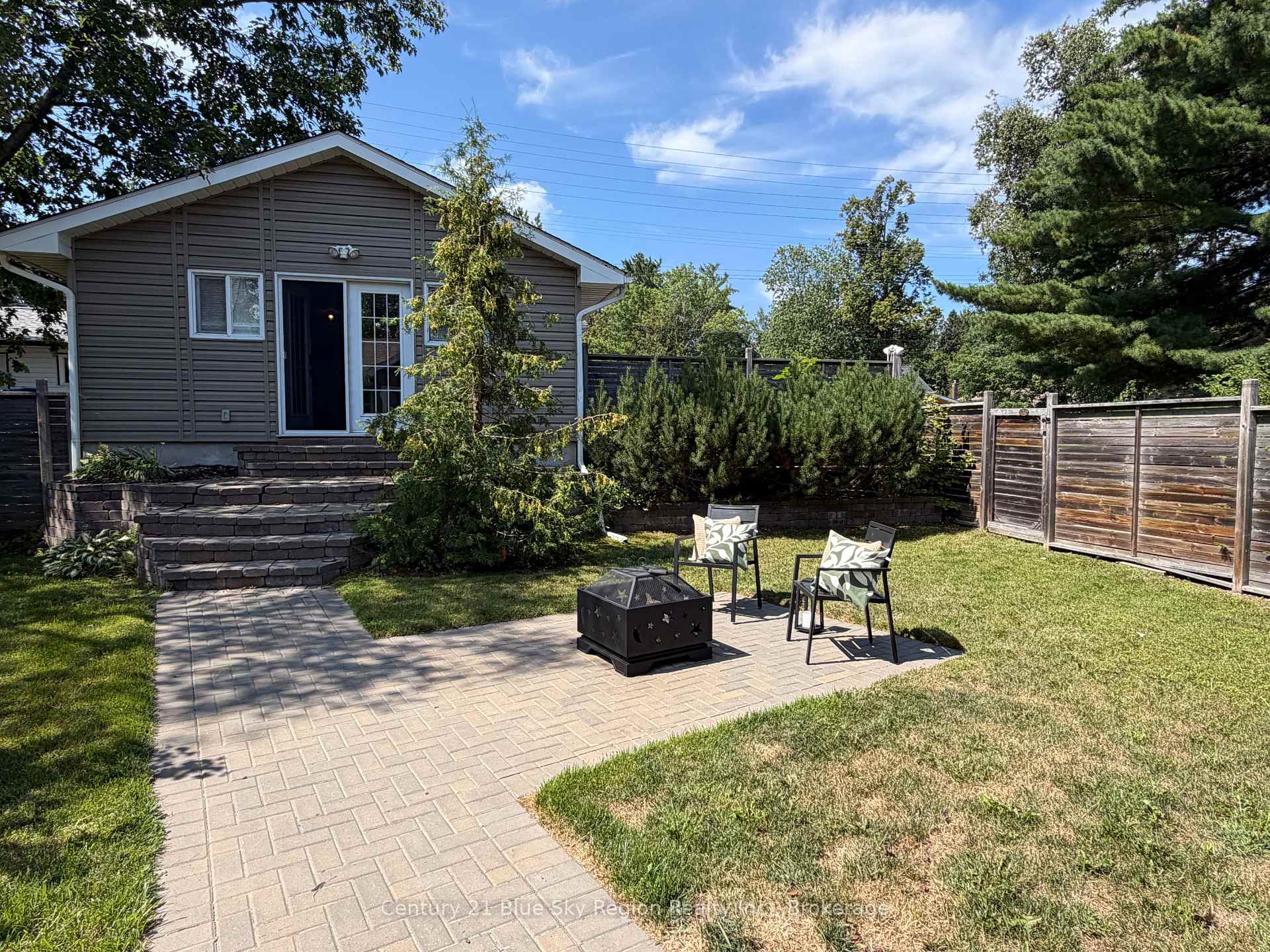 Photo 32 of 356 Lakeside Drive, North Bay, Birchaven — HOMEH
