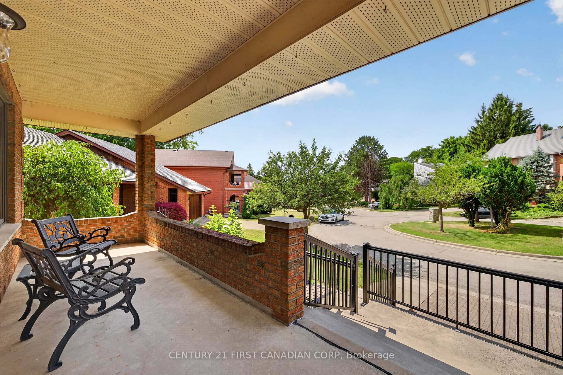 Photo 4 of 27 Stirrup Court, London, North J — HOMEH