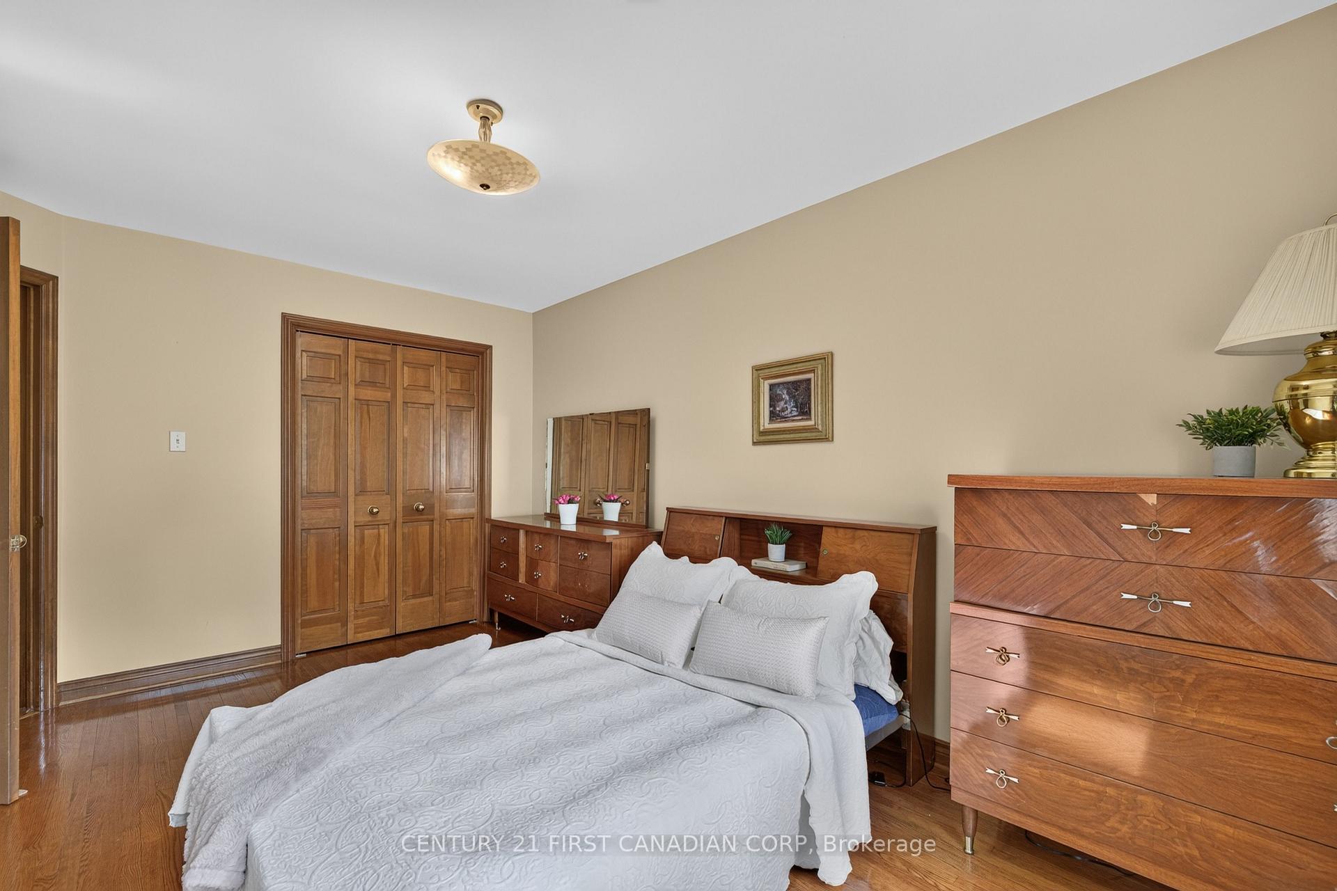Photo 11 of 27 Stirrup Court, London, North J — HOMEH