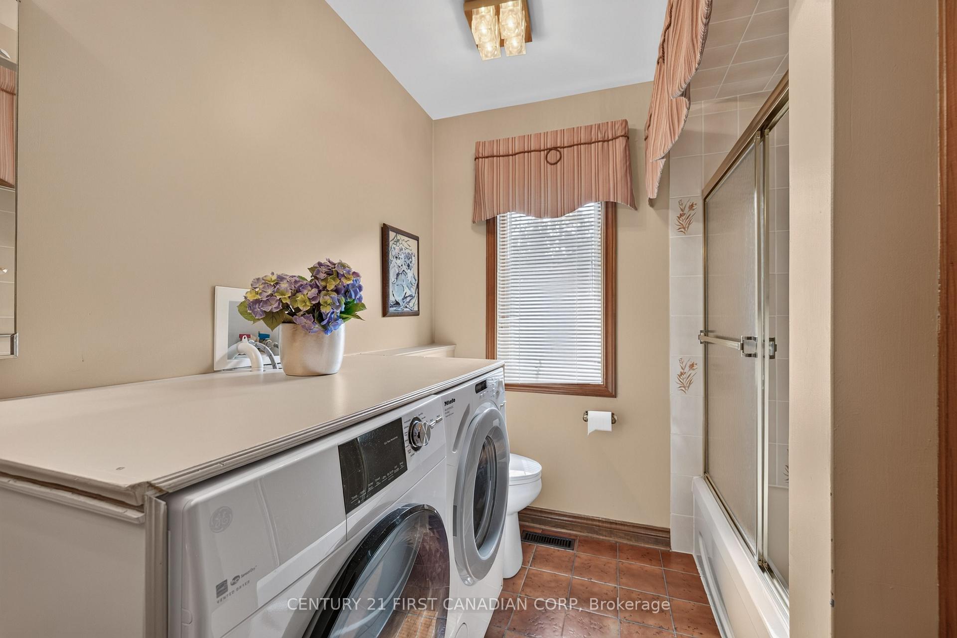 Photo 13 of 27 Stirrup Court, London, North J — HOMEH