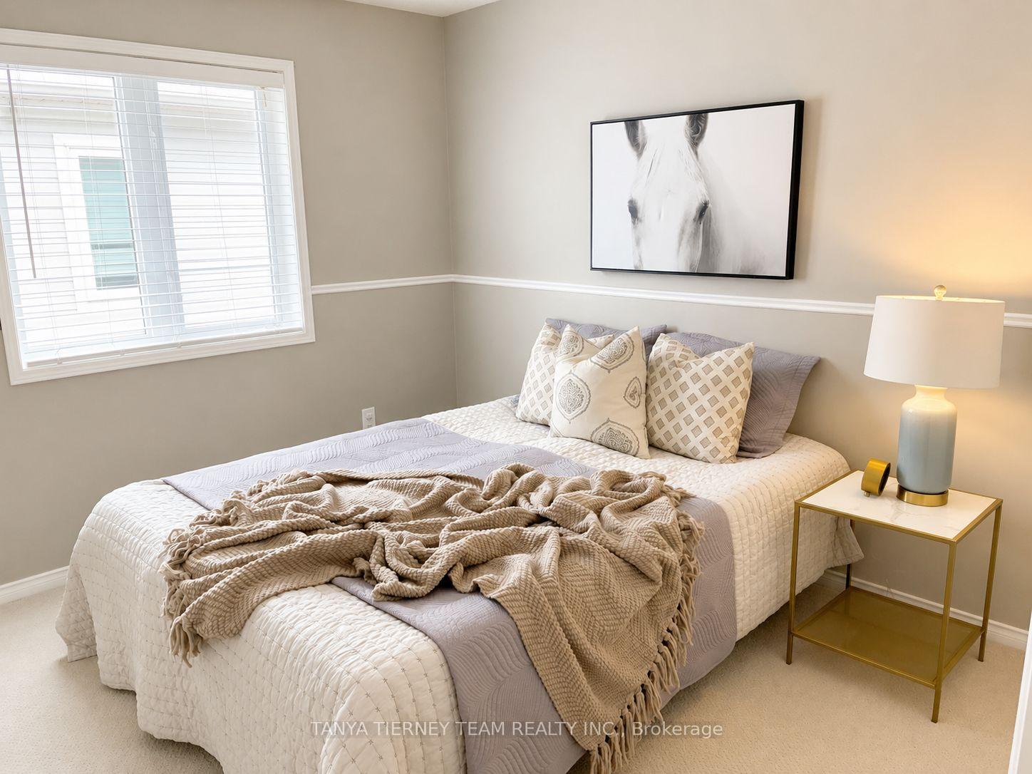 Photo 38 of 75 Robert Attersley Drive E, Whitby, Taunton North — HOMEH