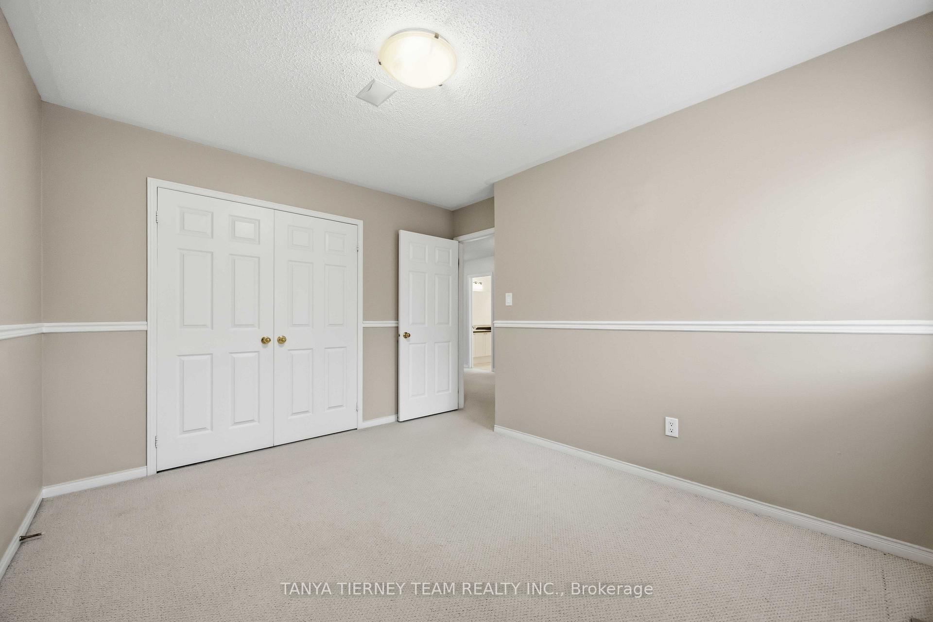Photo 40 of 75 Robert Attersley Drive E, Whitby, Taunton North — HOMEH