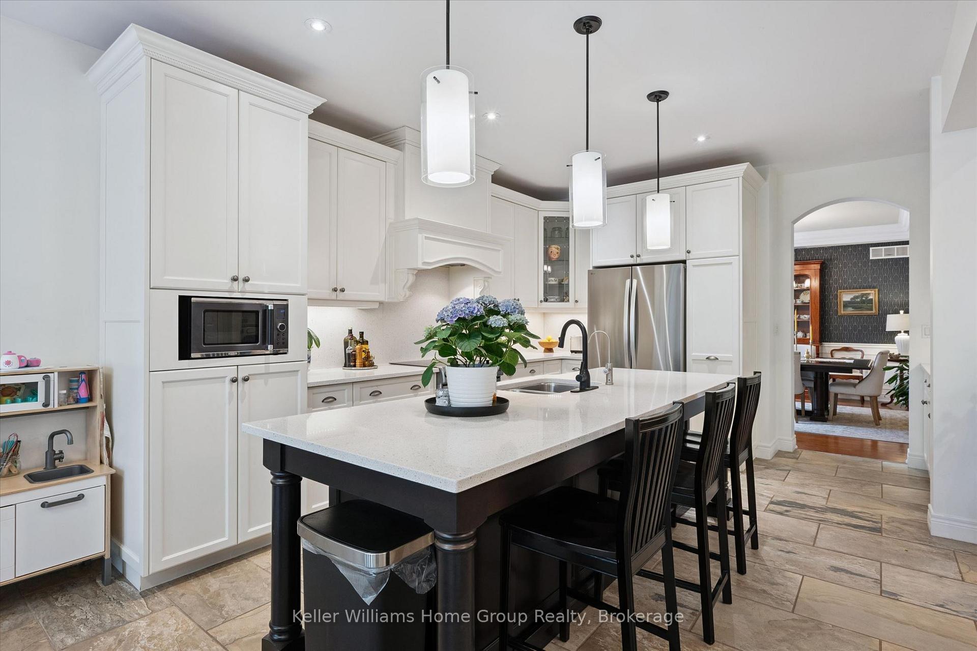 Photo 12 of 75 Woodside Road, Guelph, Dovercliffe Park/Old University — HOMEH