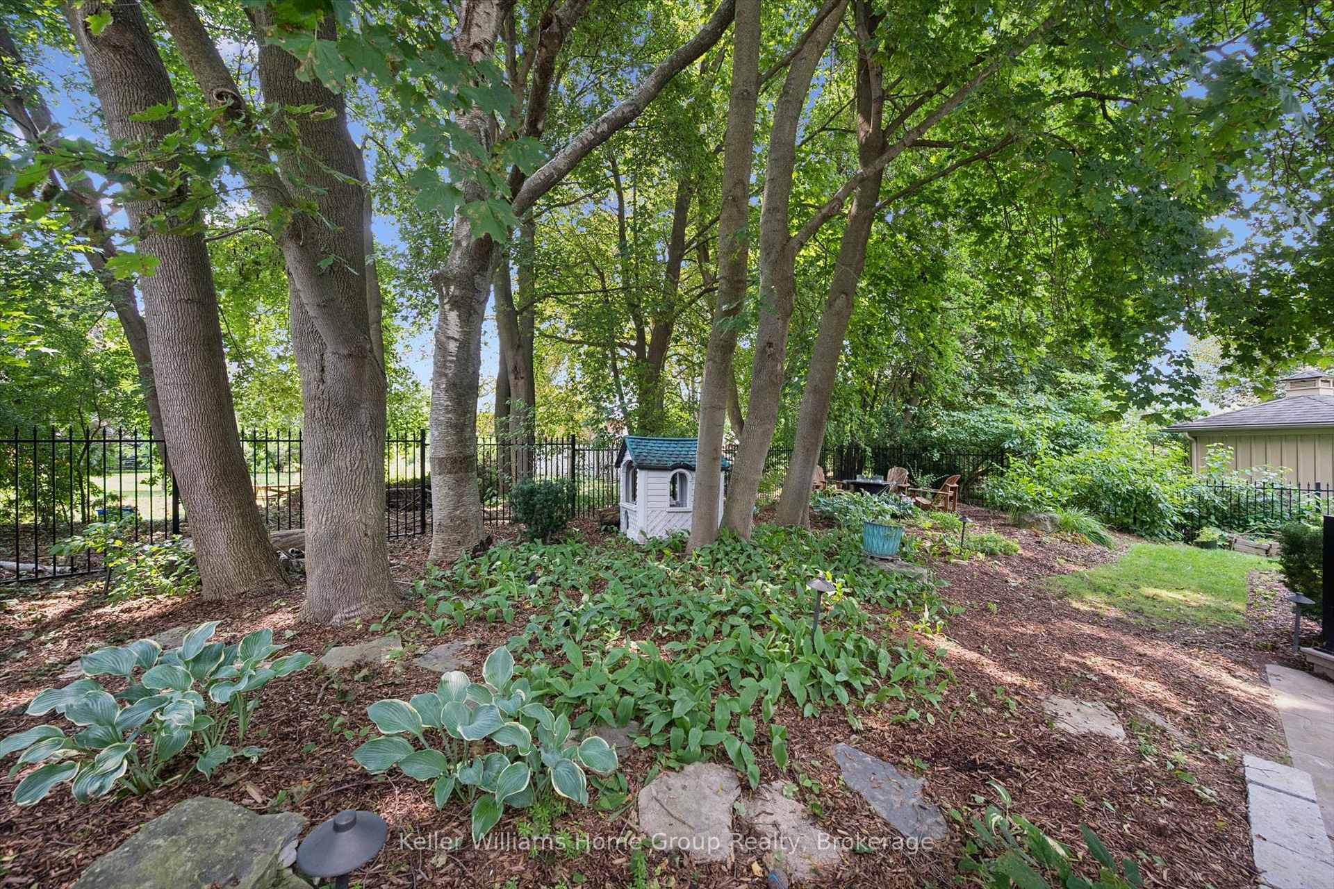 Photo 49 of 75 Woodside Road, Guelph, Dovercliffe Park/Old University — HOMEH