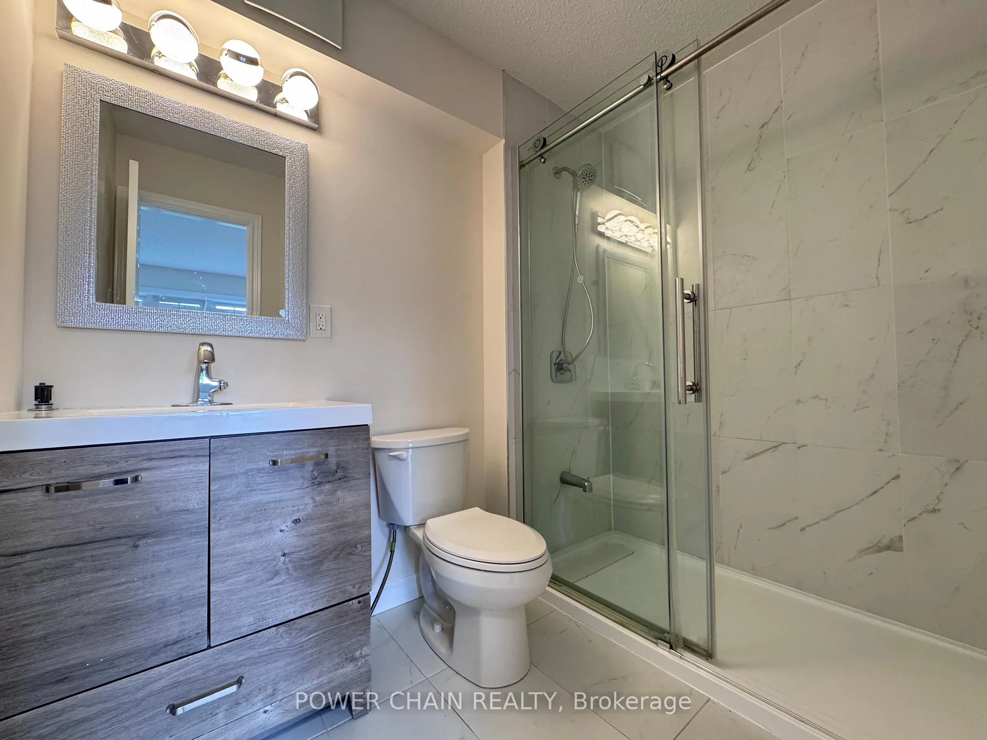 Photo 15 of 73 Harry Cook Drive, Markham, Village Green-South Unionville — HOMEH