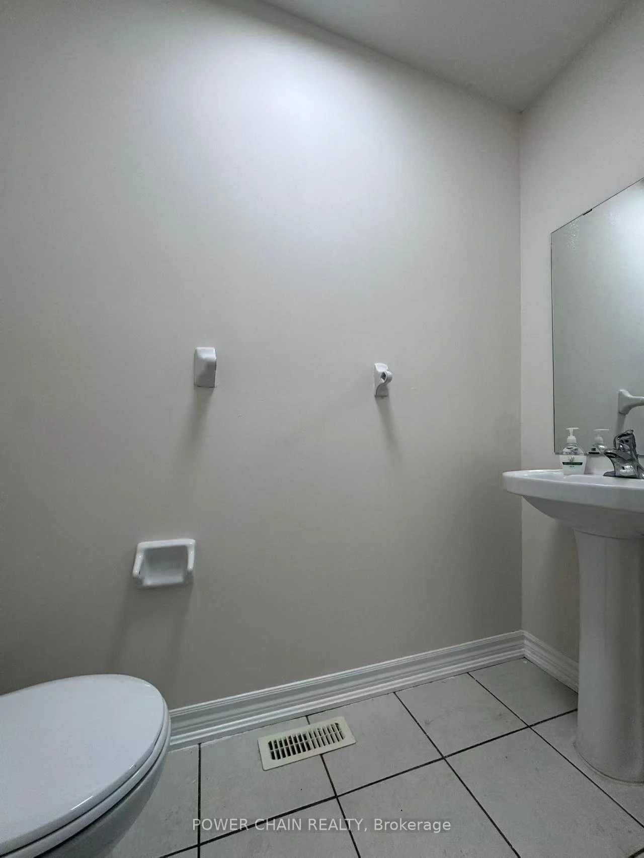 Photo 16 of 73 Harry Cook Drive, Markham, Village Green-South Unionville — HOMEH